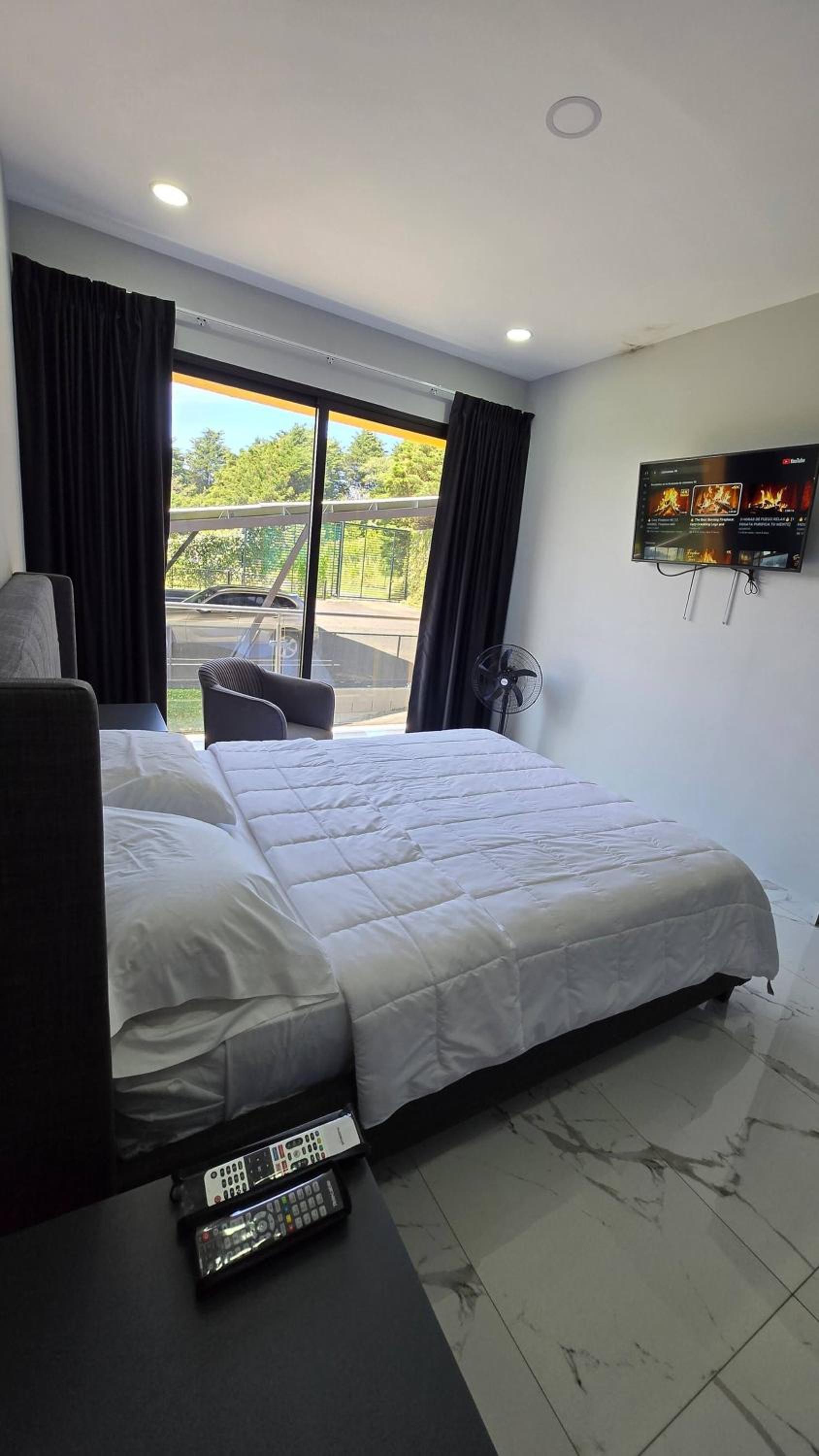 La Parada House 25