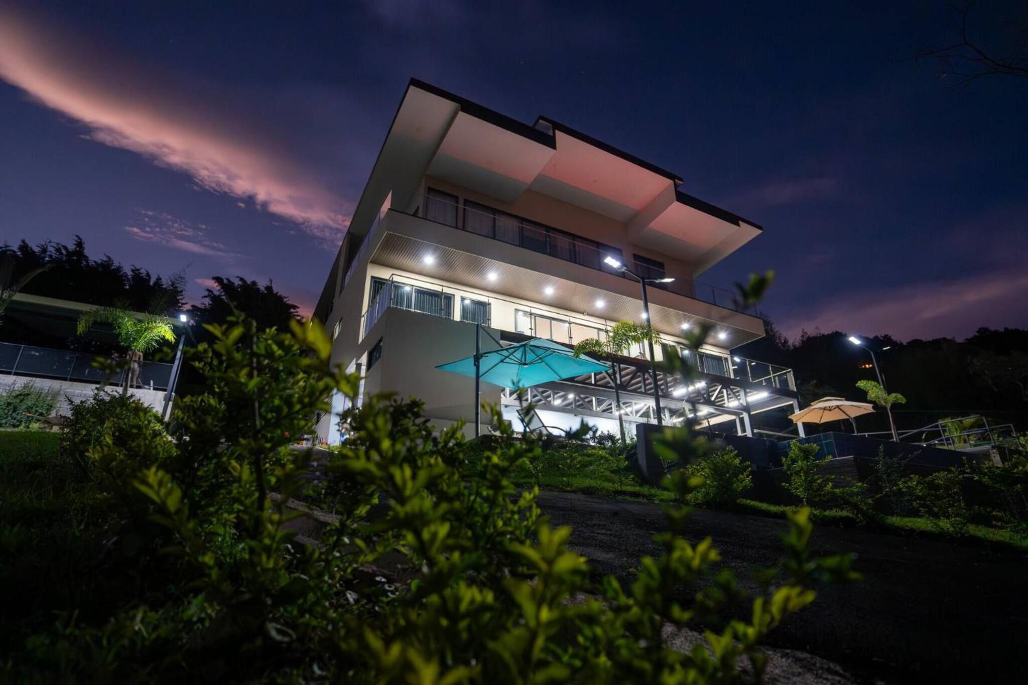 La Parada House 25