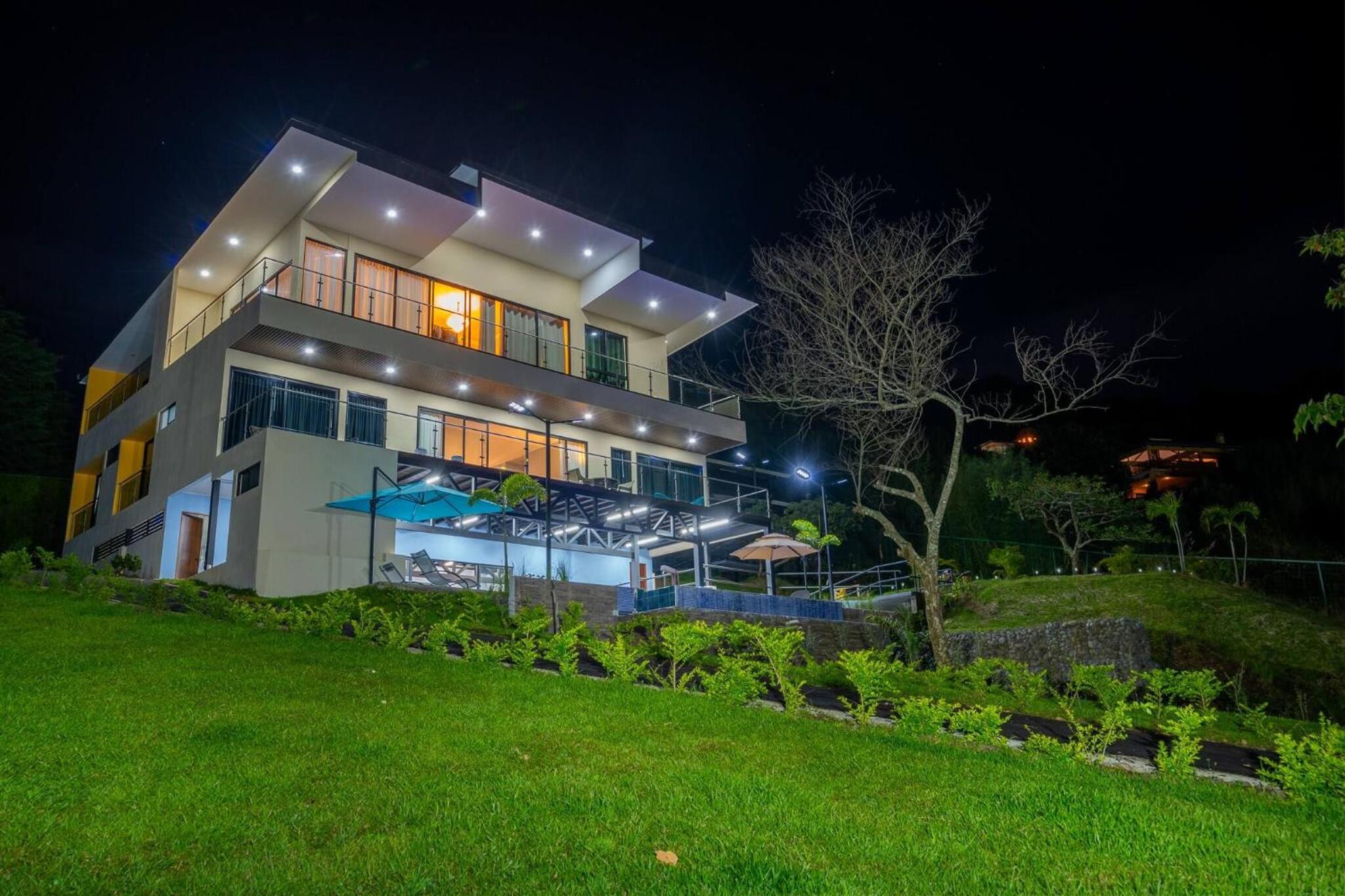 La Parada House 25