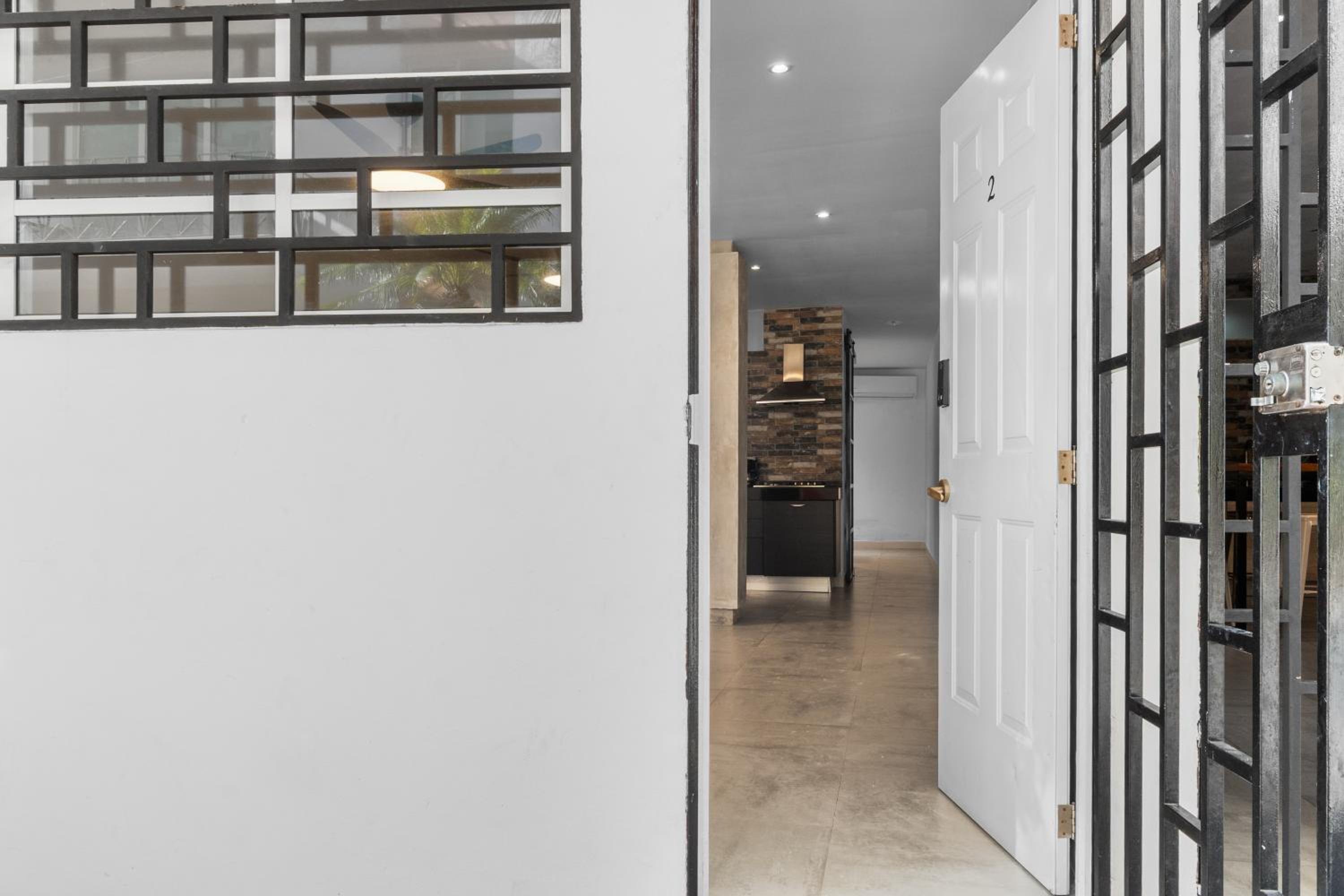 Stylish Apartment Near