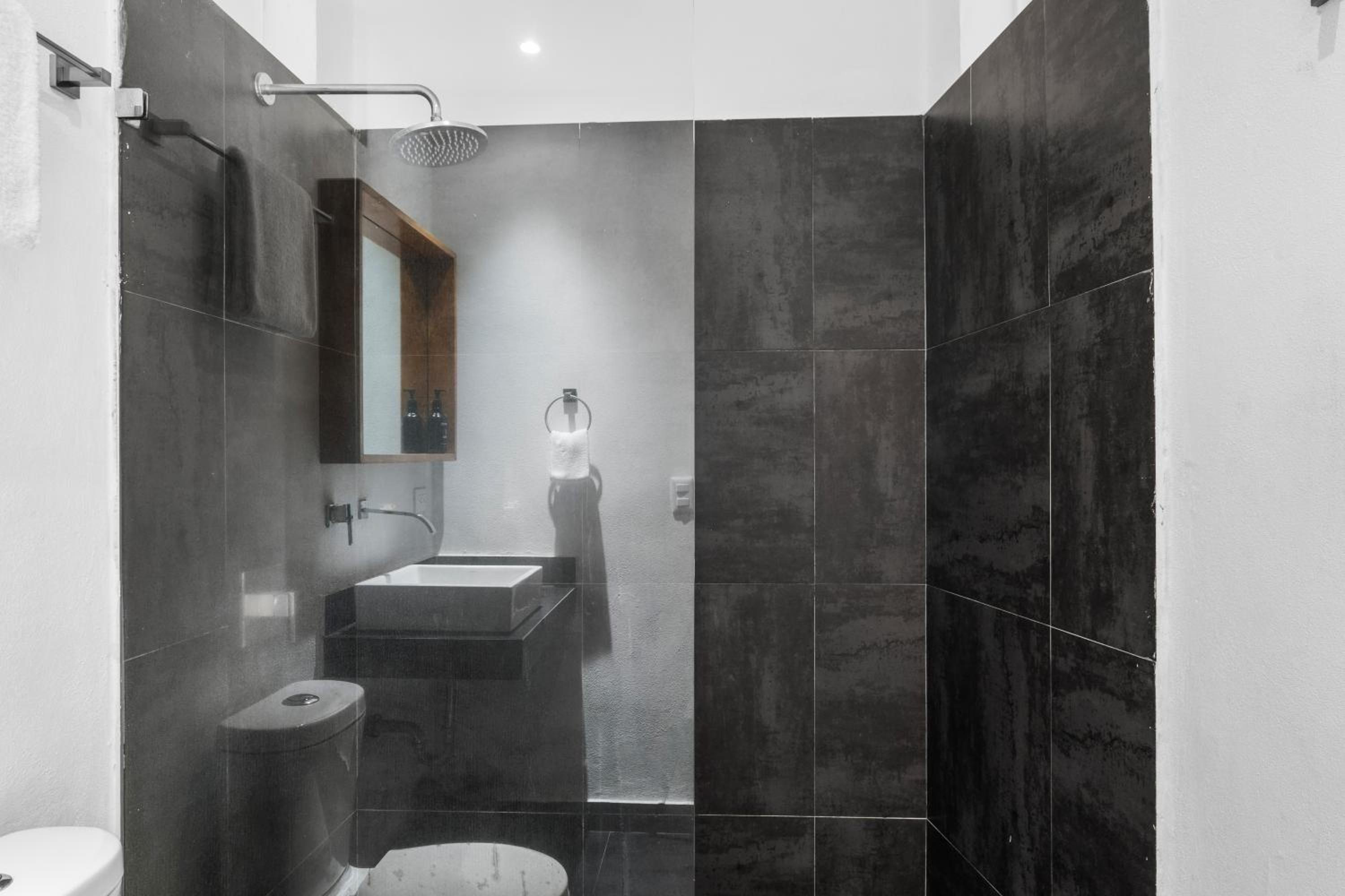 Stylish Apartment Near