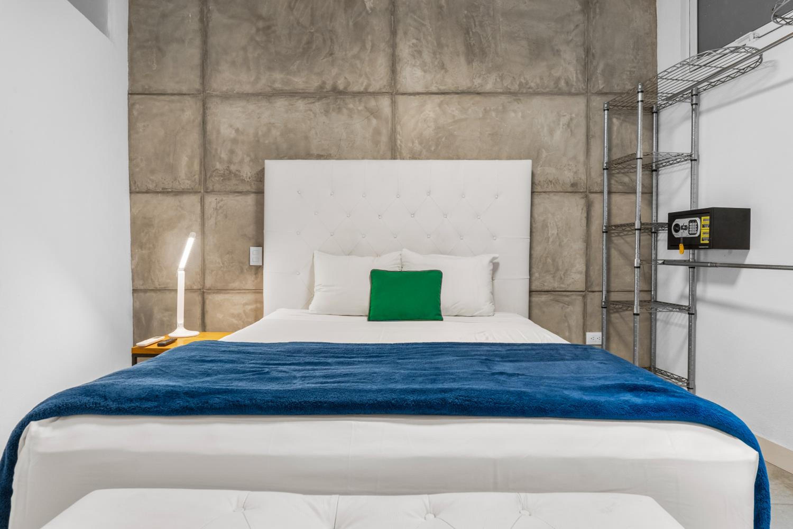 Stylish Apartment Near
