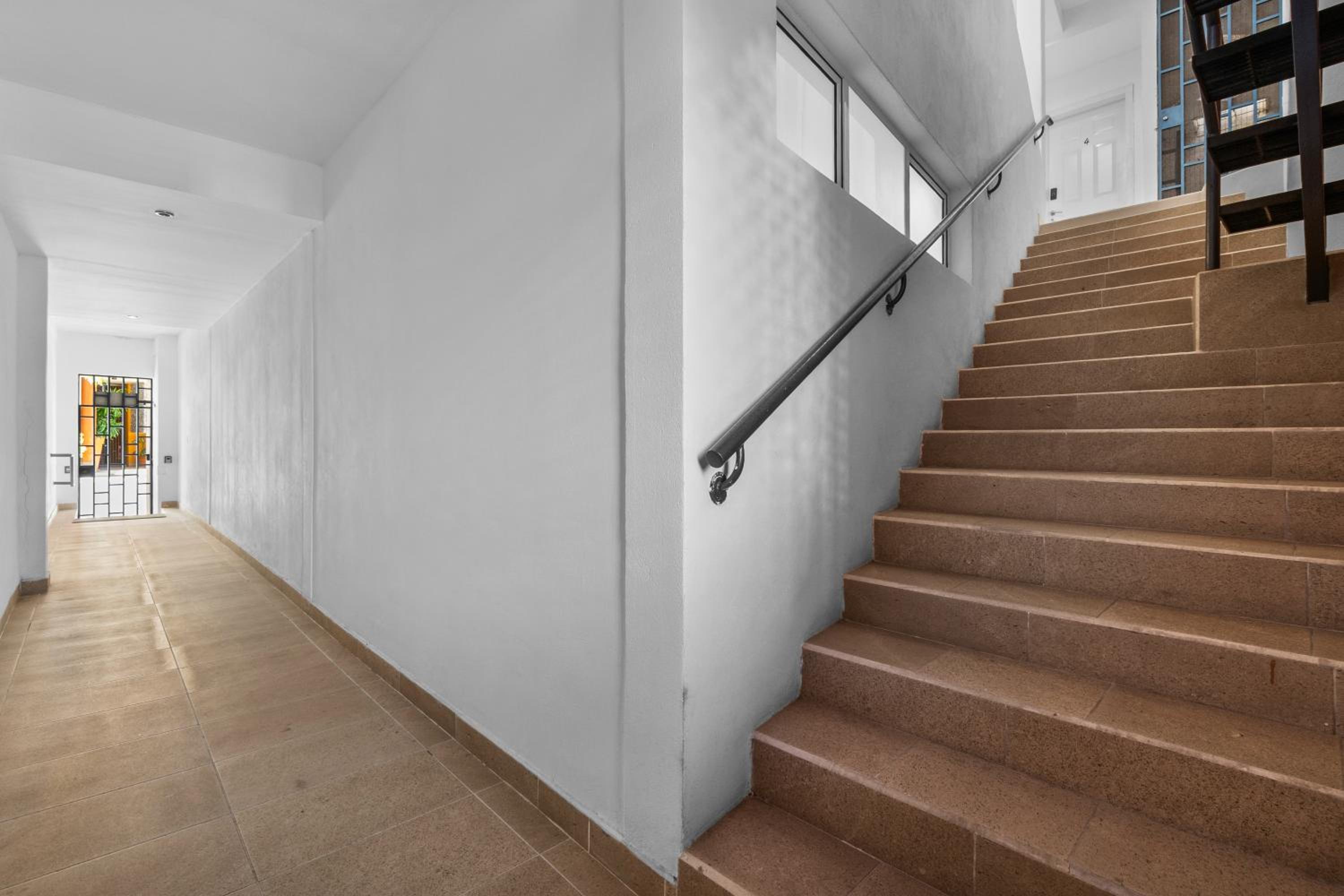Stylish Apartment Near