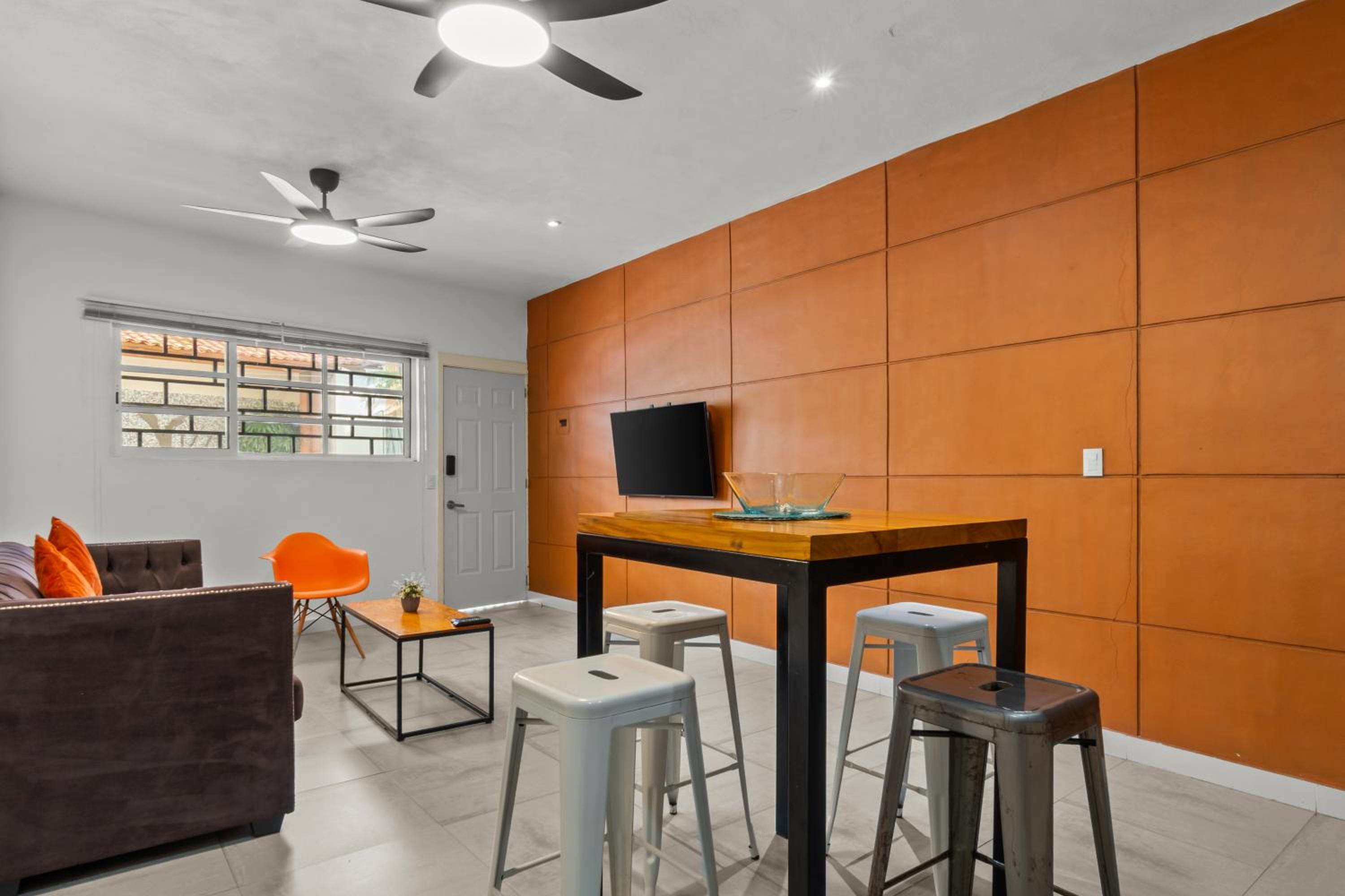 Stylish Apartment Near