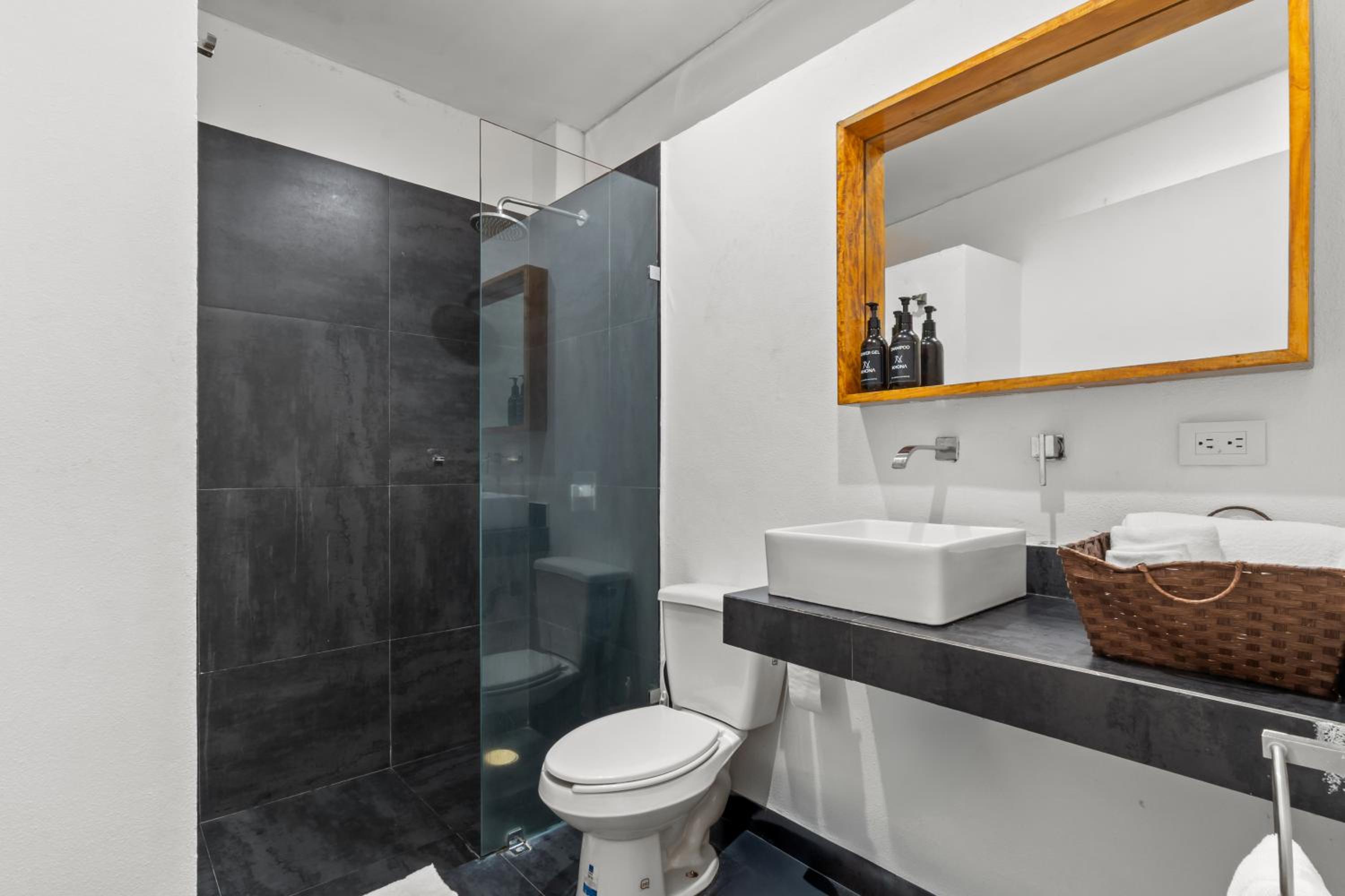 Stylish Apartment Near