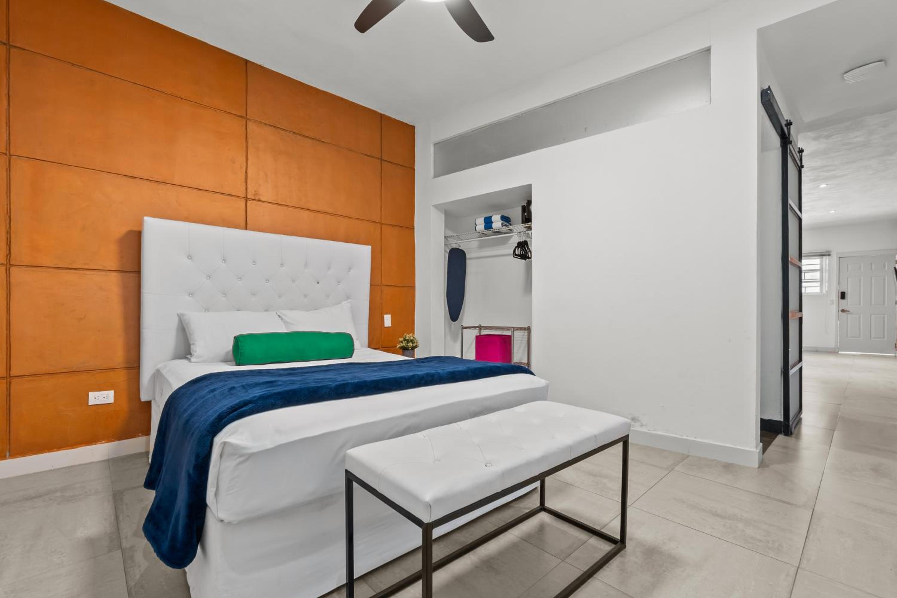 Stylish Apartment Near