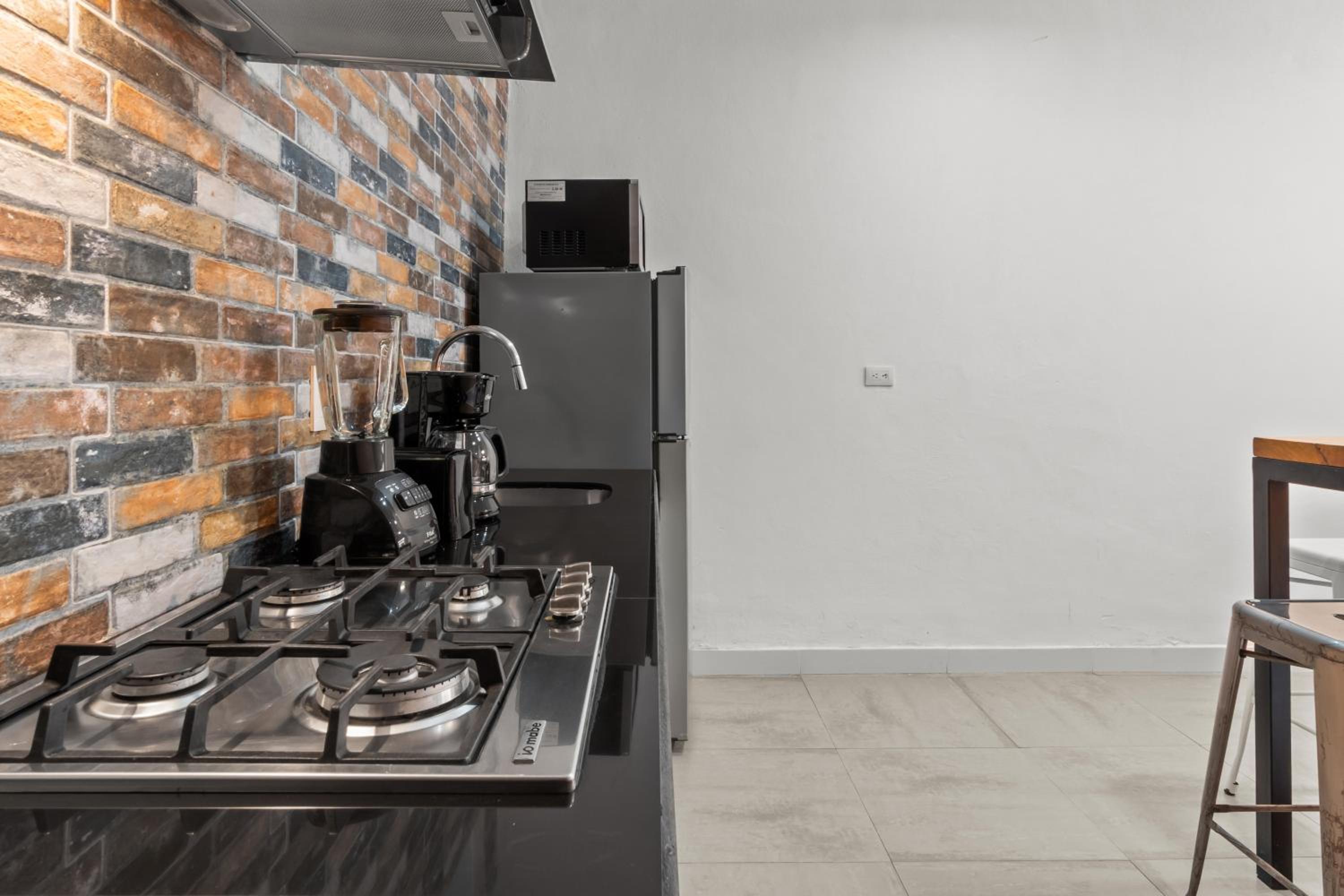 Stylish Apartment Near