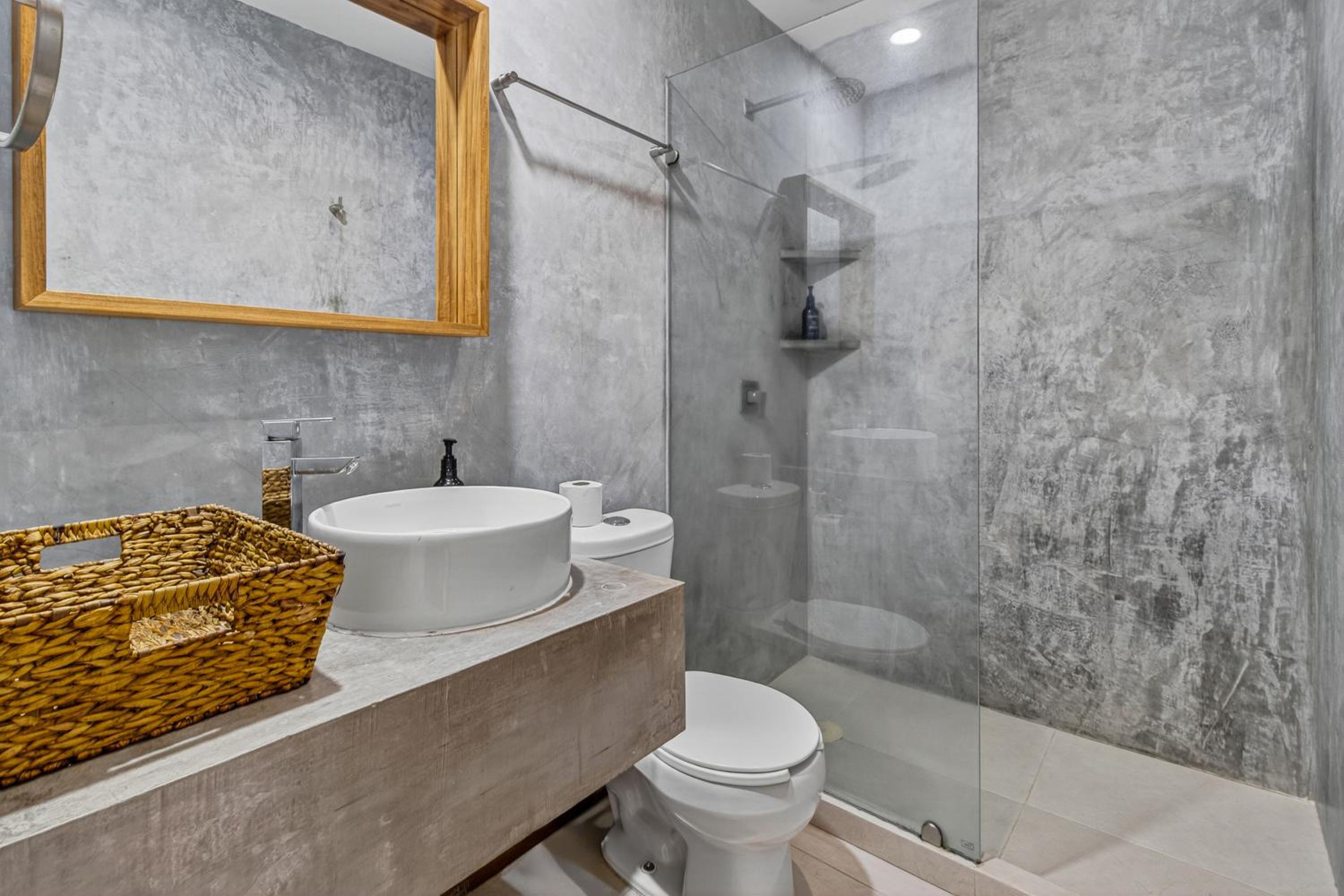 Stylish Apartment Near