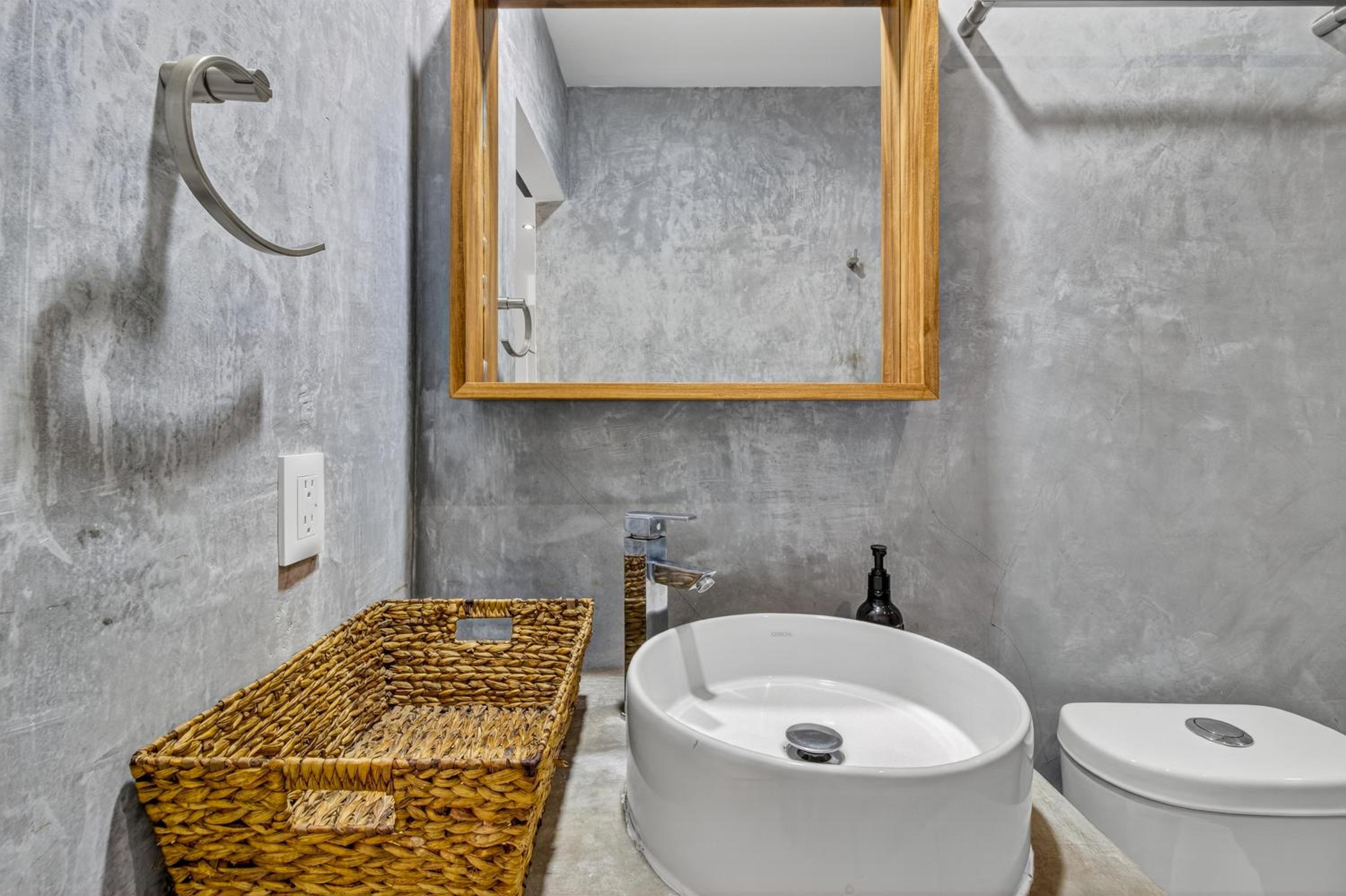 Stylish Apartment Near