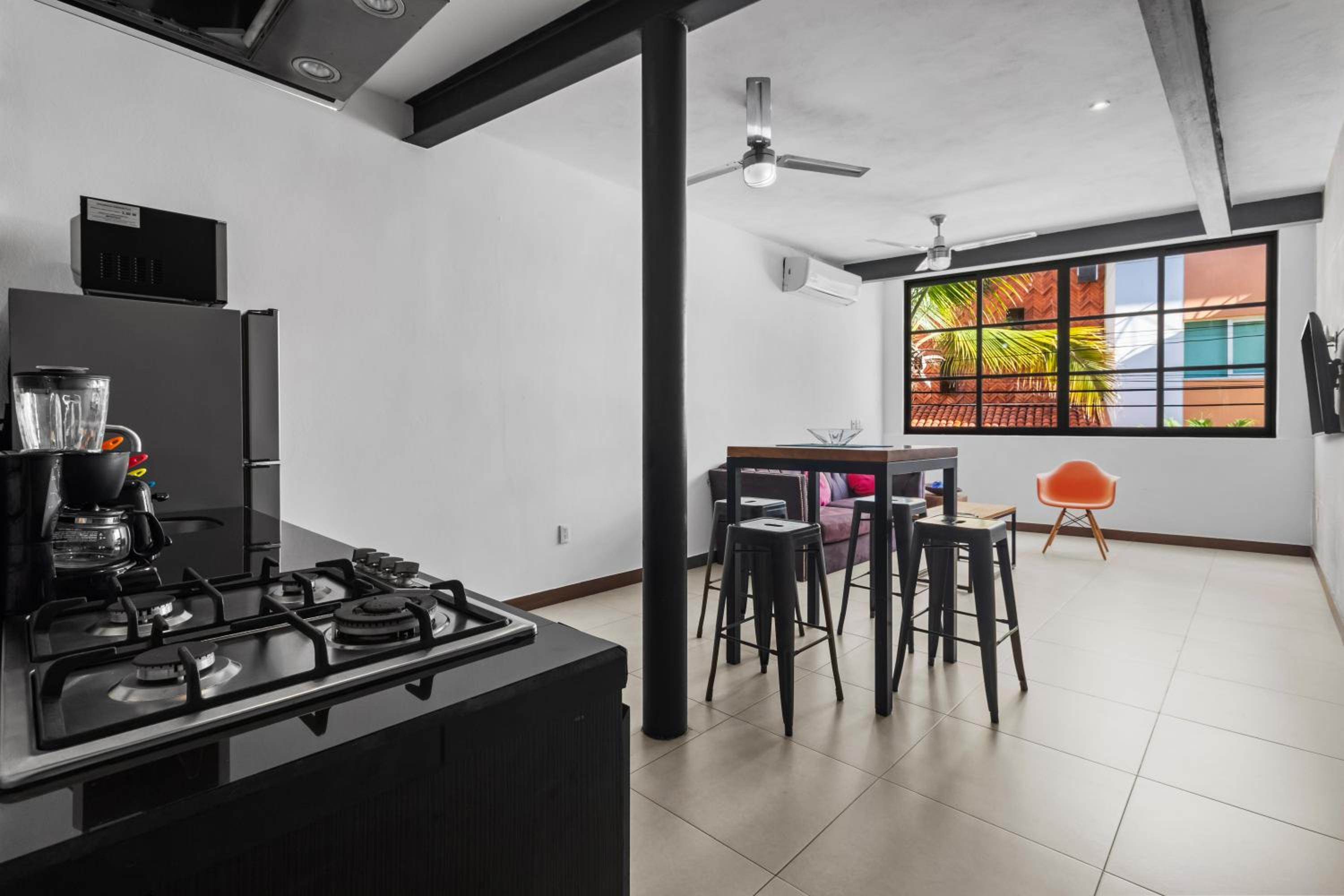 Stylish Apartment Near