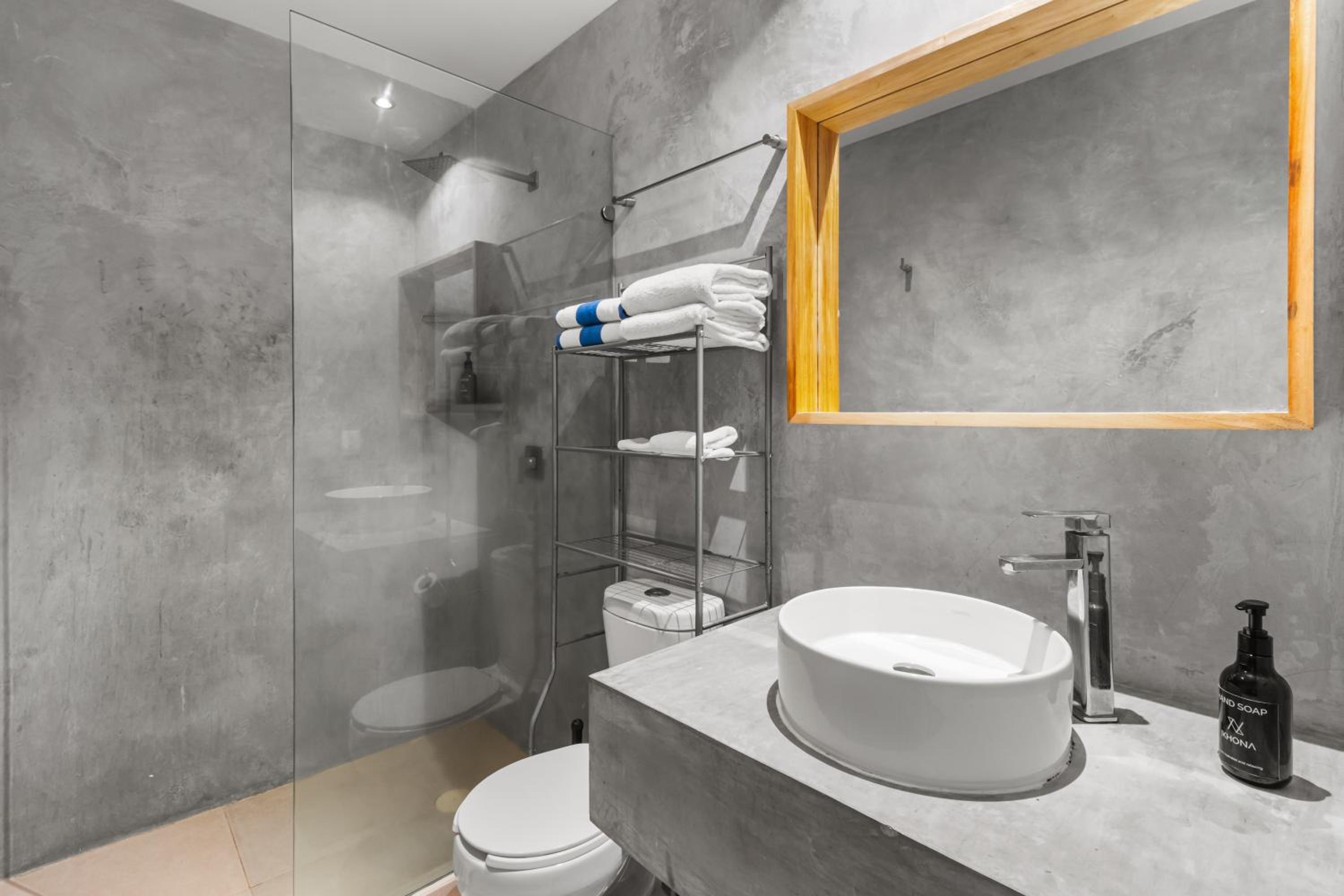 Stylish Apartment Near