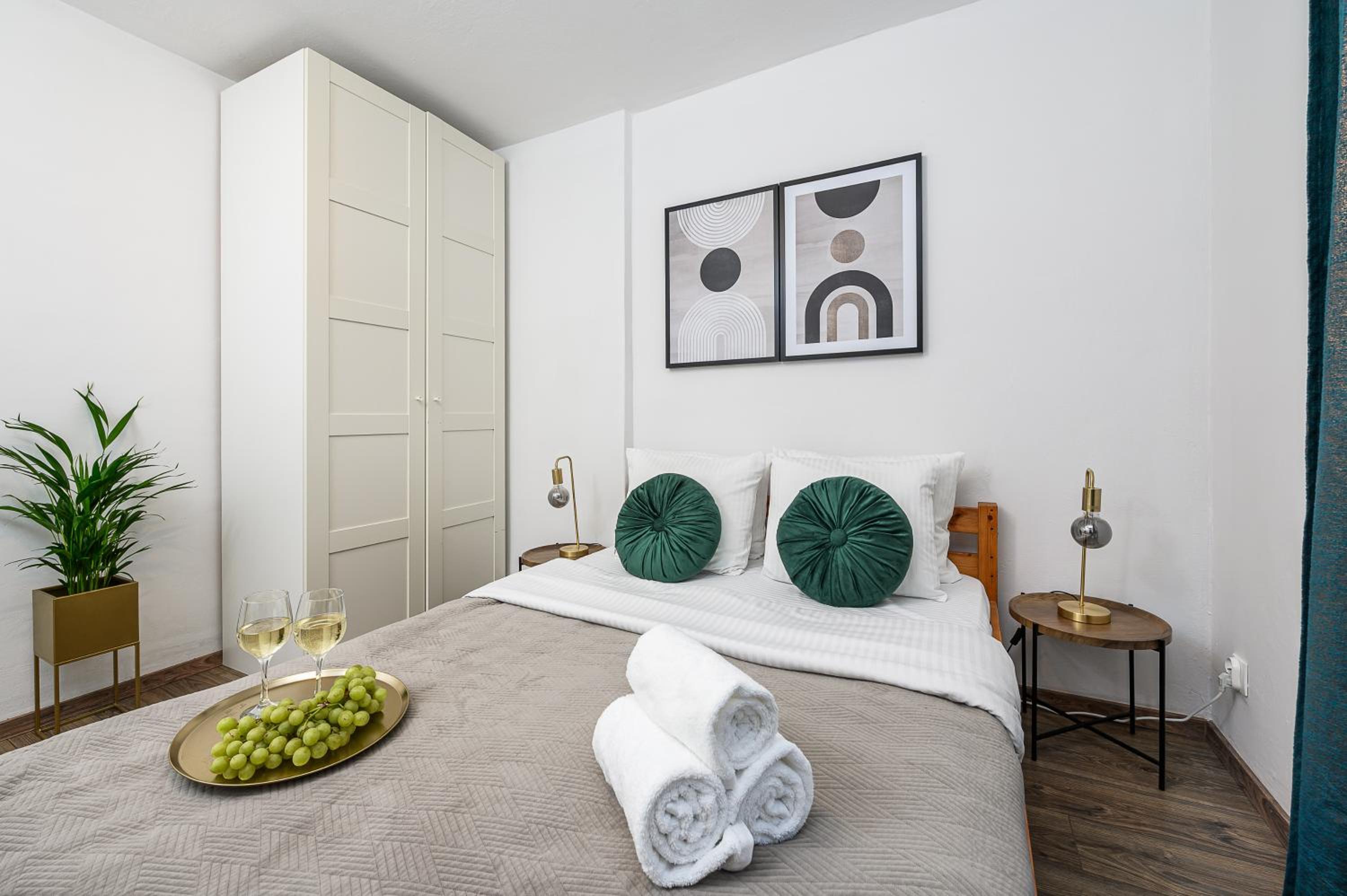 Lumina 3 room apartment in Warsaw
