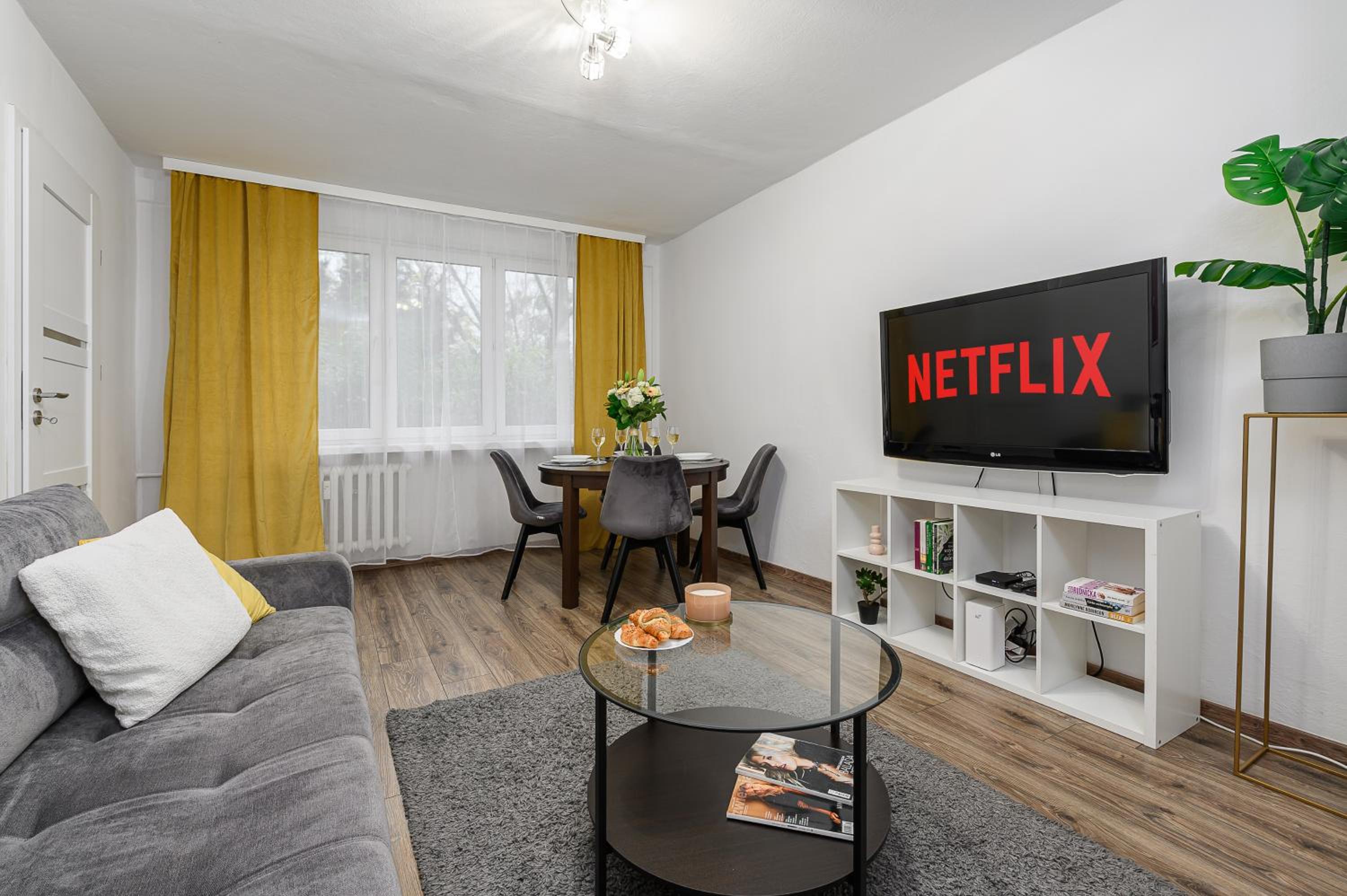 Lumina 3 room apartment in Warsaw