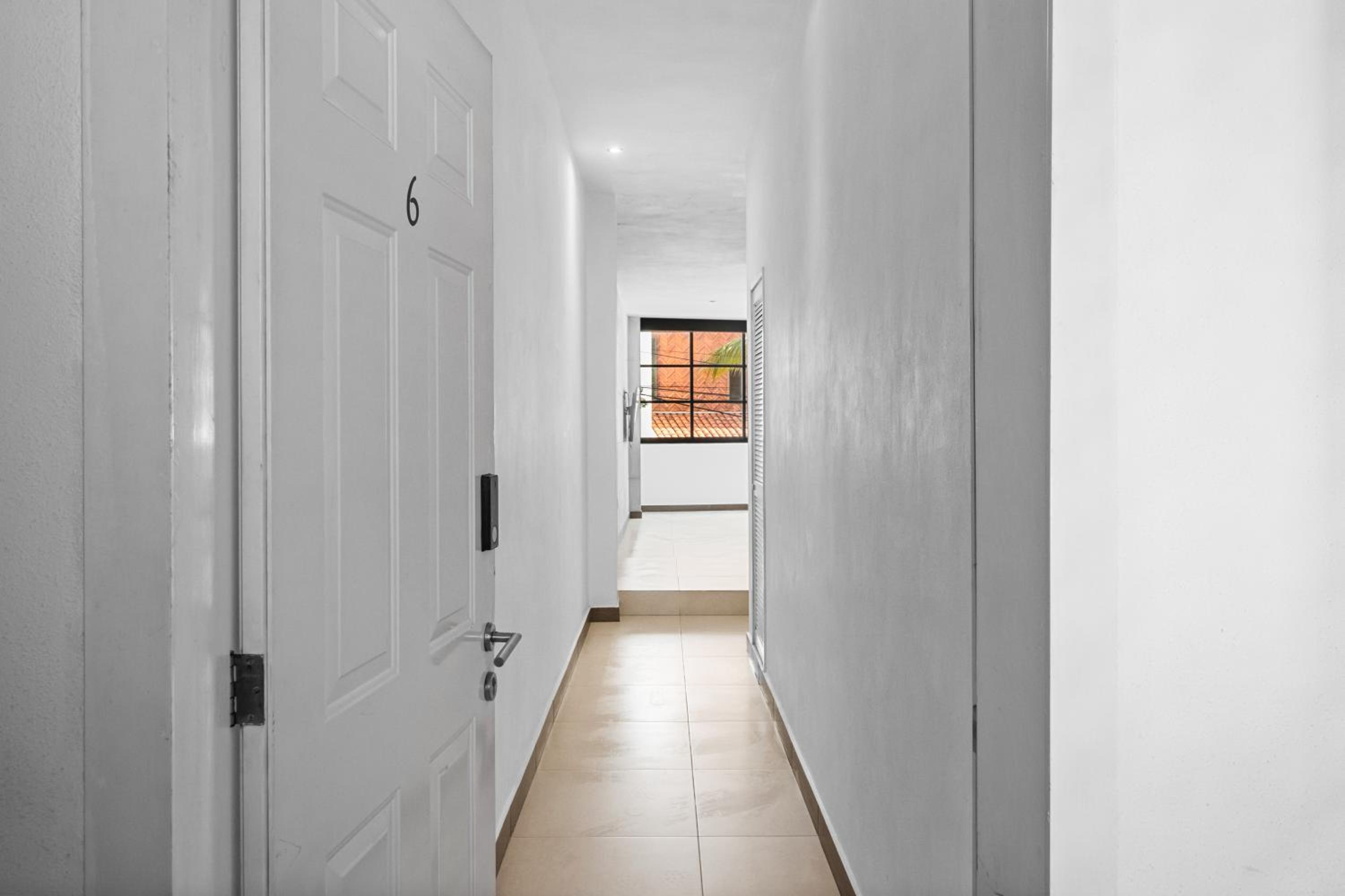 Stylish Apartment Near