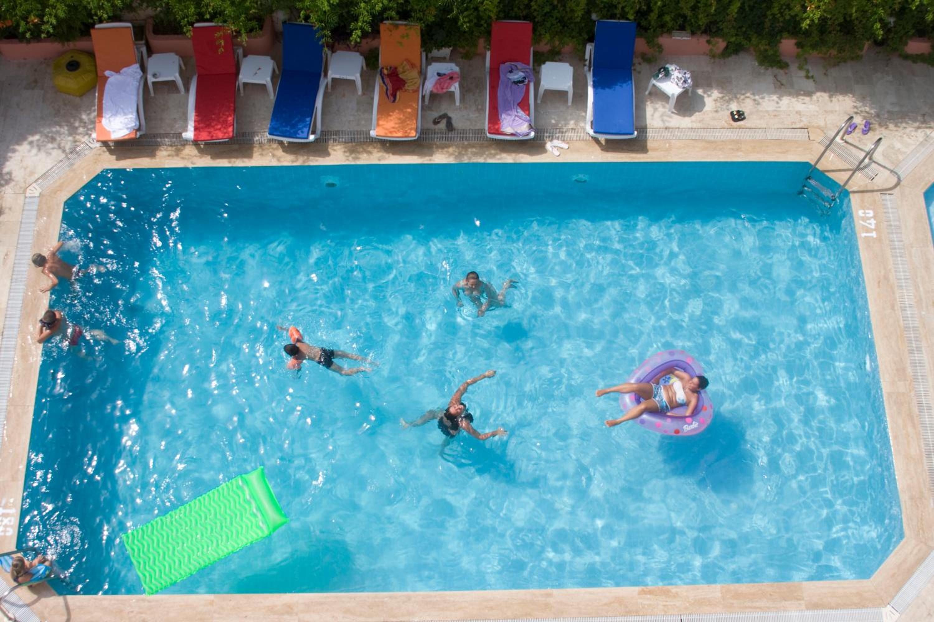 Zel Hotel - Image 27