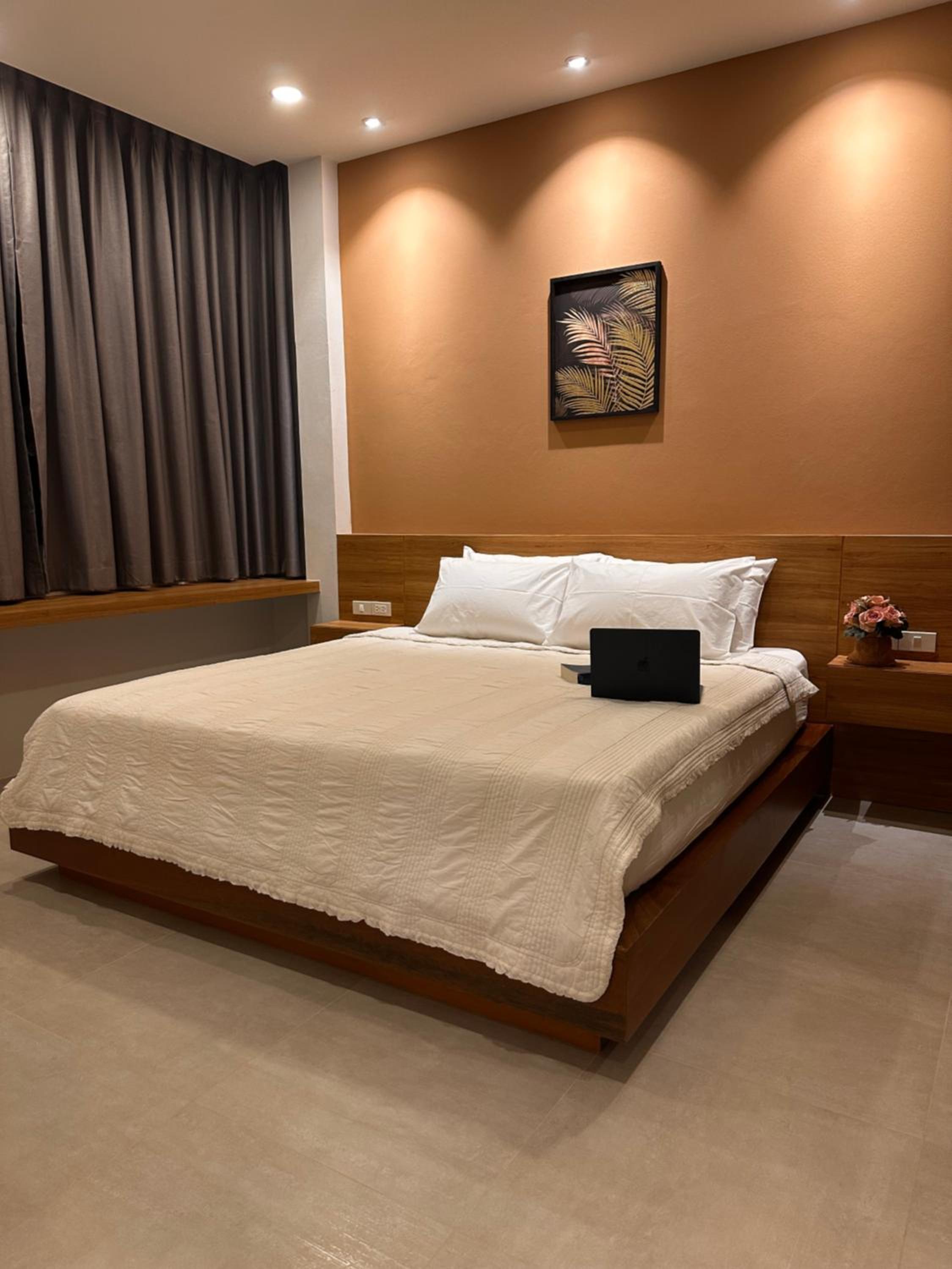Baan Suan Poolsap - Haad Rin Beach