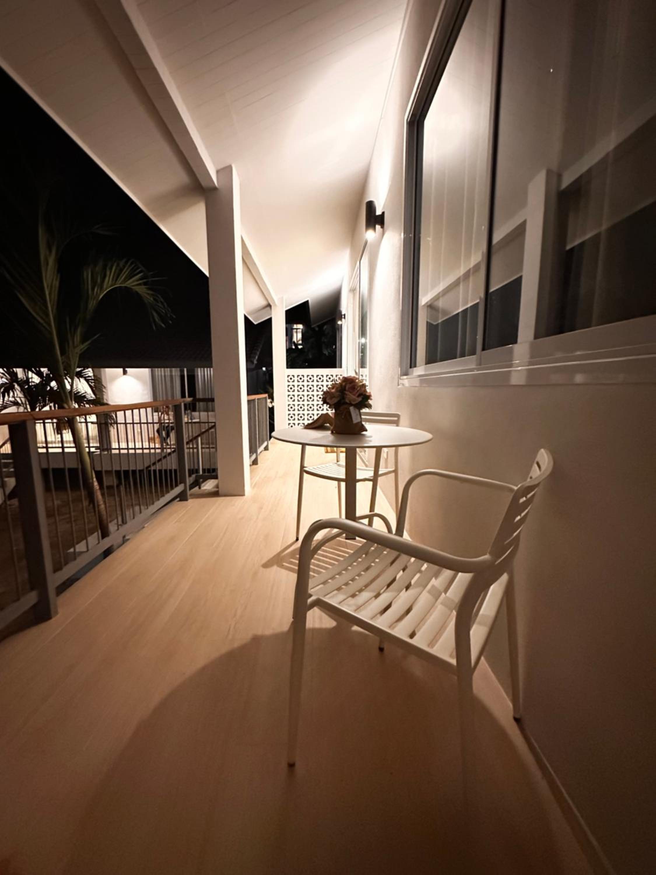 Baan Suan Poolsap - Haad Rin Beach