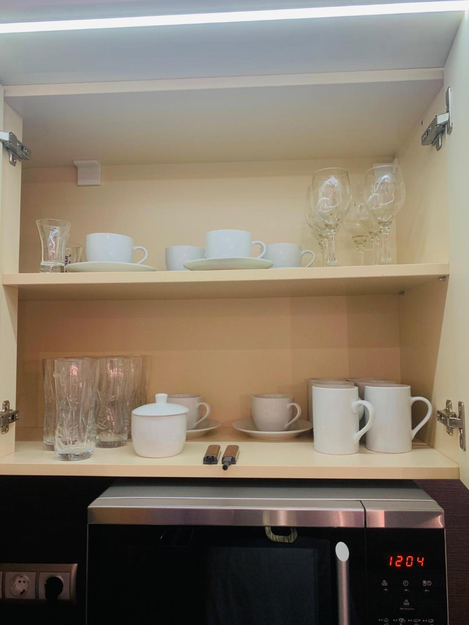 Local-Lux Premium Apartment- 2 Bedrooms Balcony -2 Private Parking