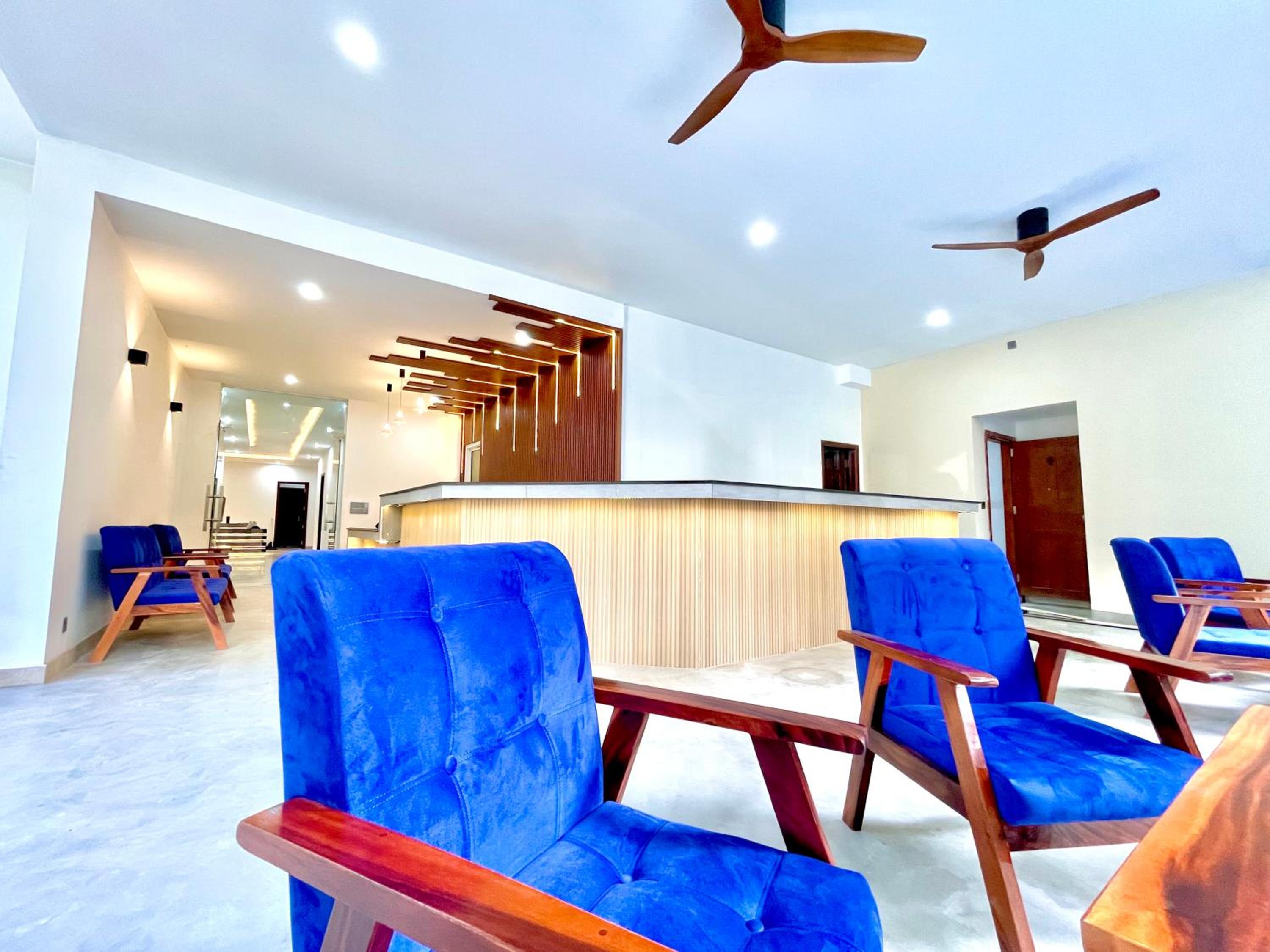 SKY VILLA - BKK Phnom Penh - Rooms & Apartments - FREE LAUNDRY