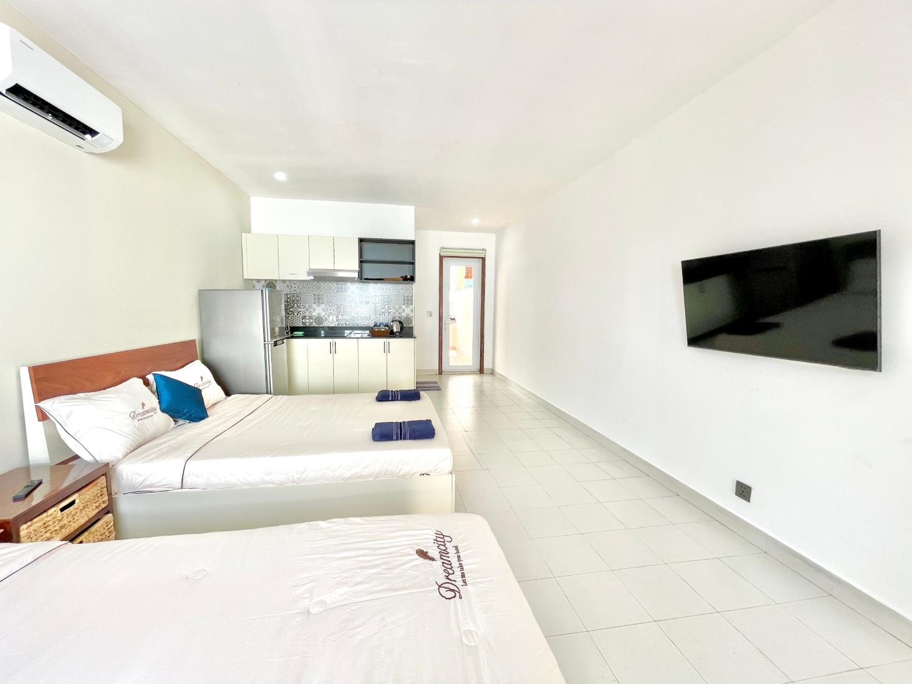 SKY VILLA - BKK Phnom Penh - Rooms & Apartments - FREE LAUNDRY