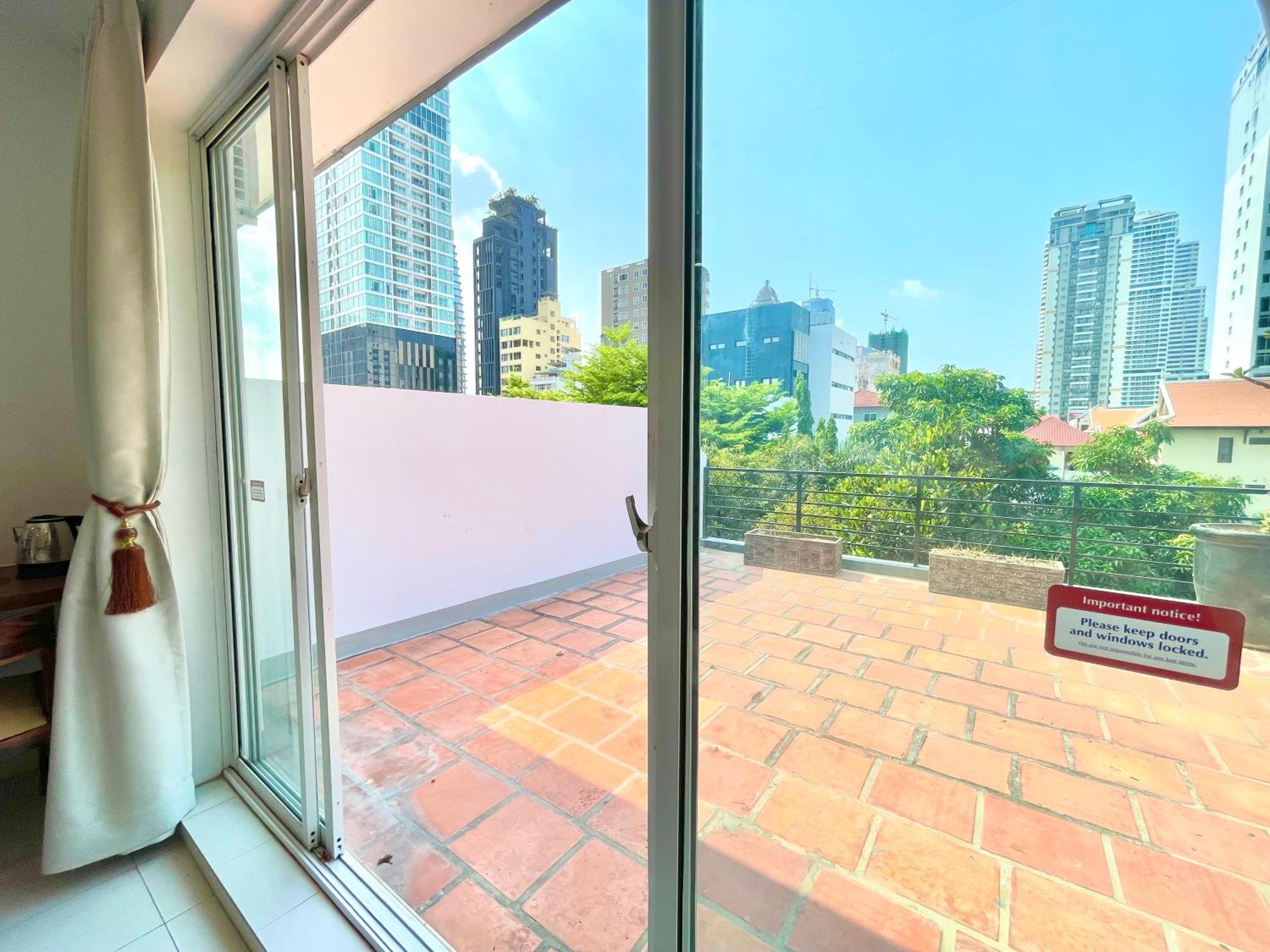 SKY VILLA - BKK Phnom Penh - Rooms & Apartments - FREE LAUNDRY