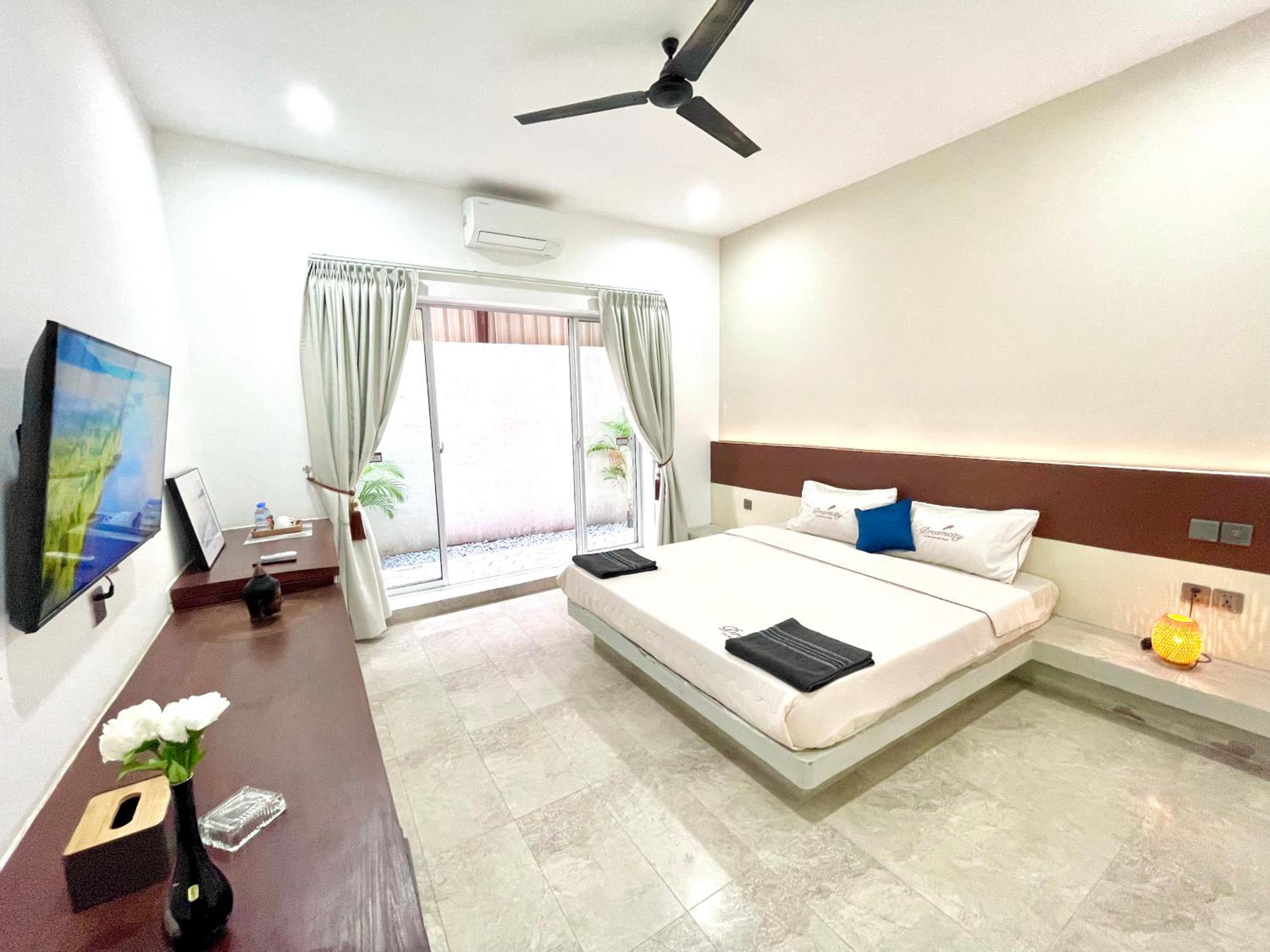 SKY VILLA - BKK Phnom Penh - Rooms & Apartments - FREE LAUNDRY