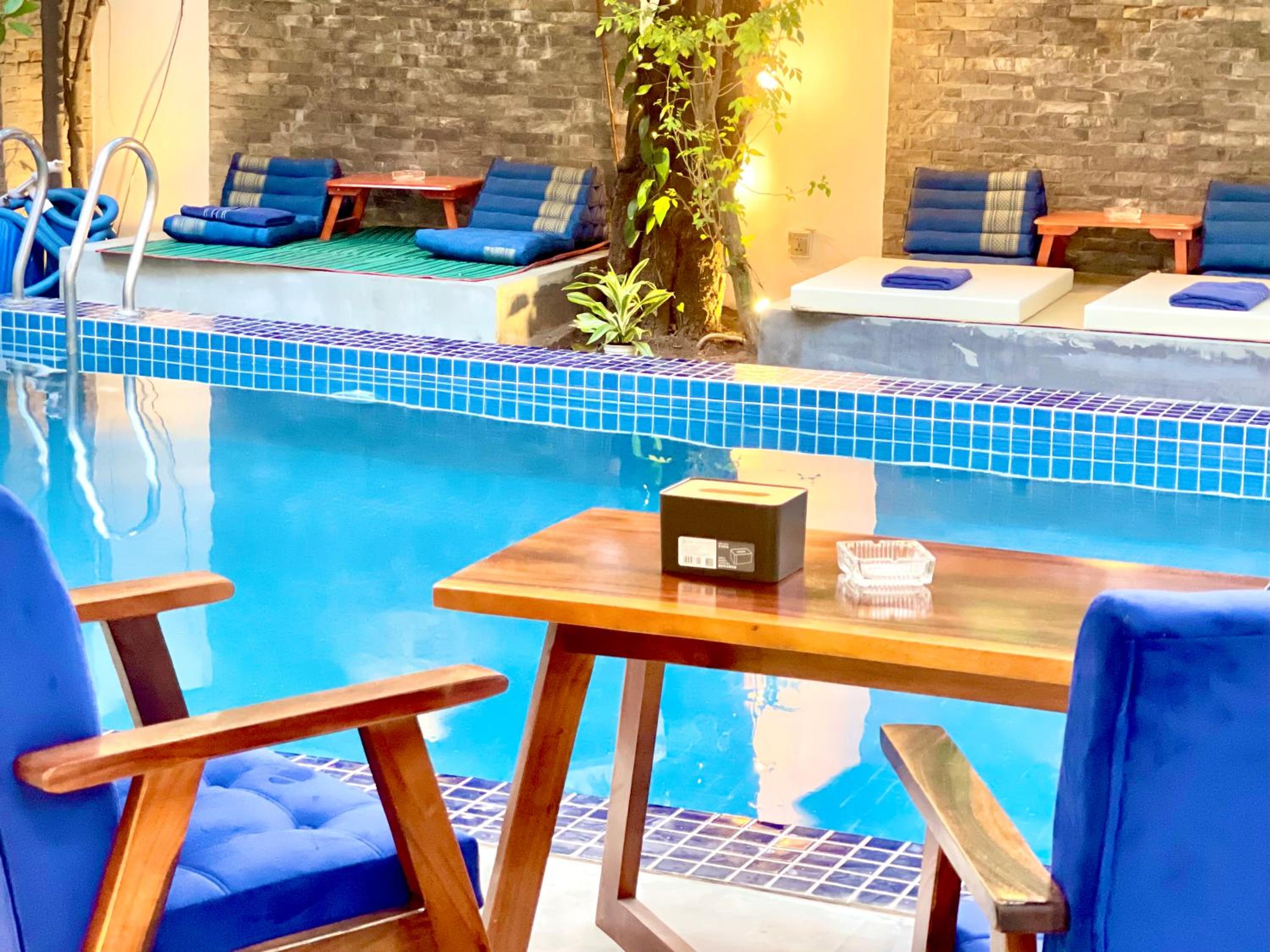 SKY VILLA - BKK Phnom Penh - Rooms & Apartments - FREE LAUNDRY