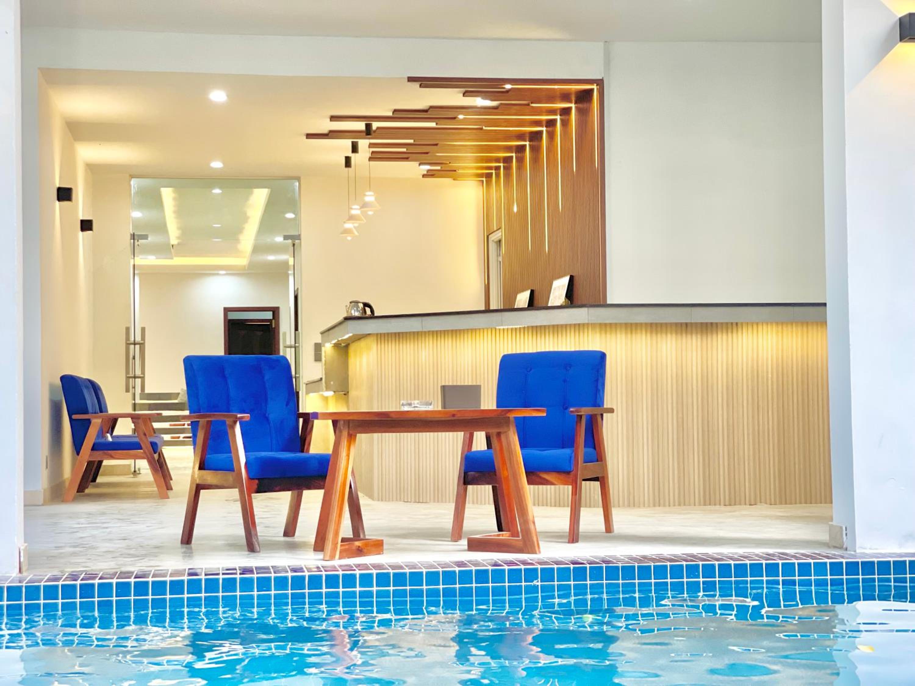 SKY VILLA - BKK Phnom Penh - Rooms & Apartments - FREE LAUNDRY