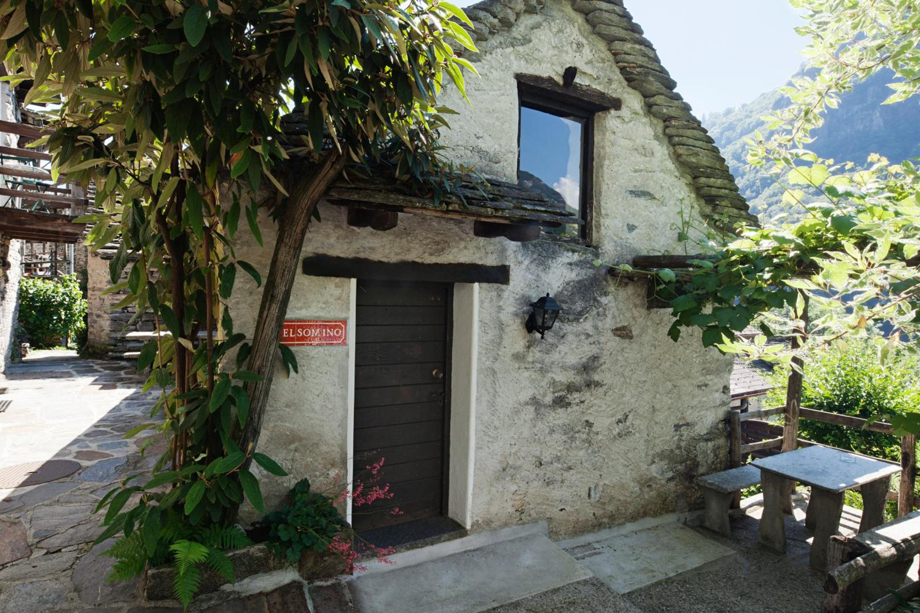 Rustici della Verzasca Ferien Wohnungen