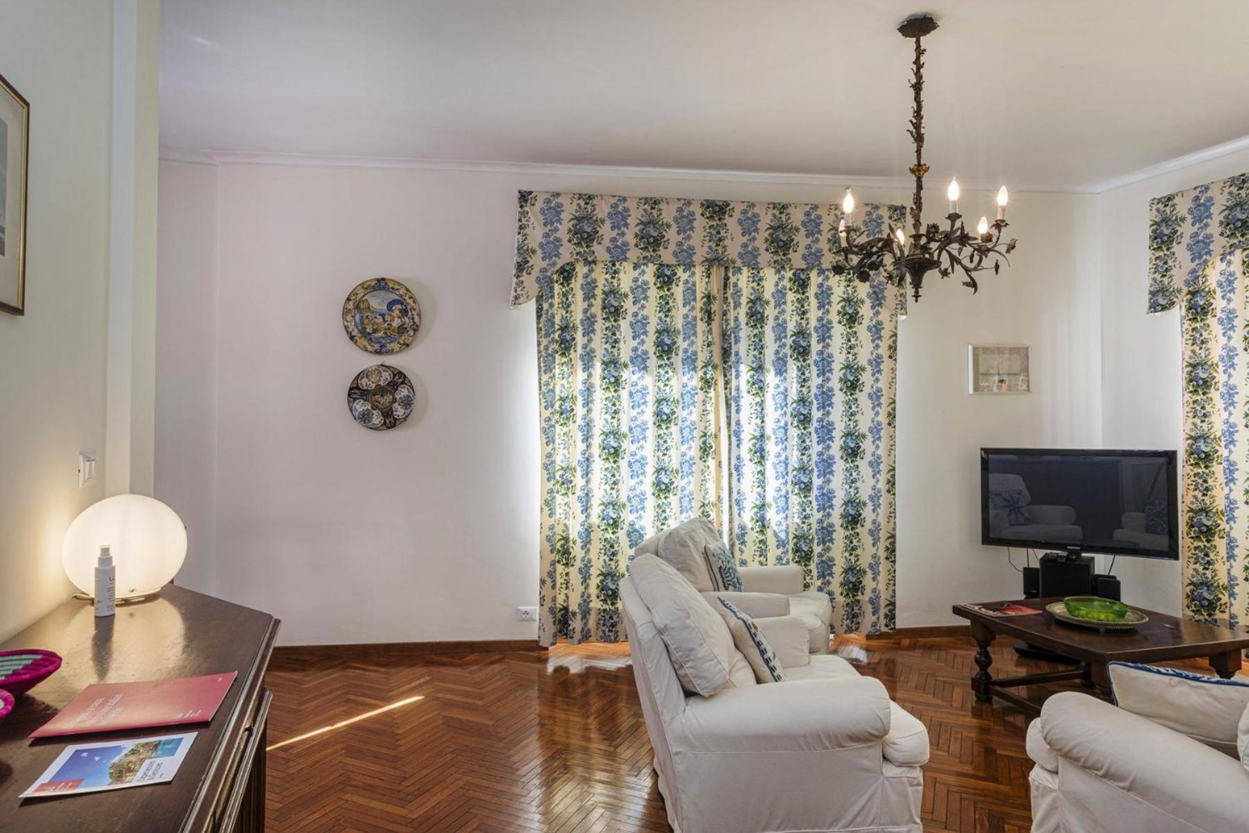 Charming Balcony Apartment by Wonderful Italy