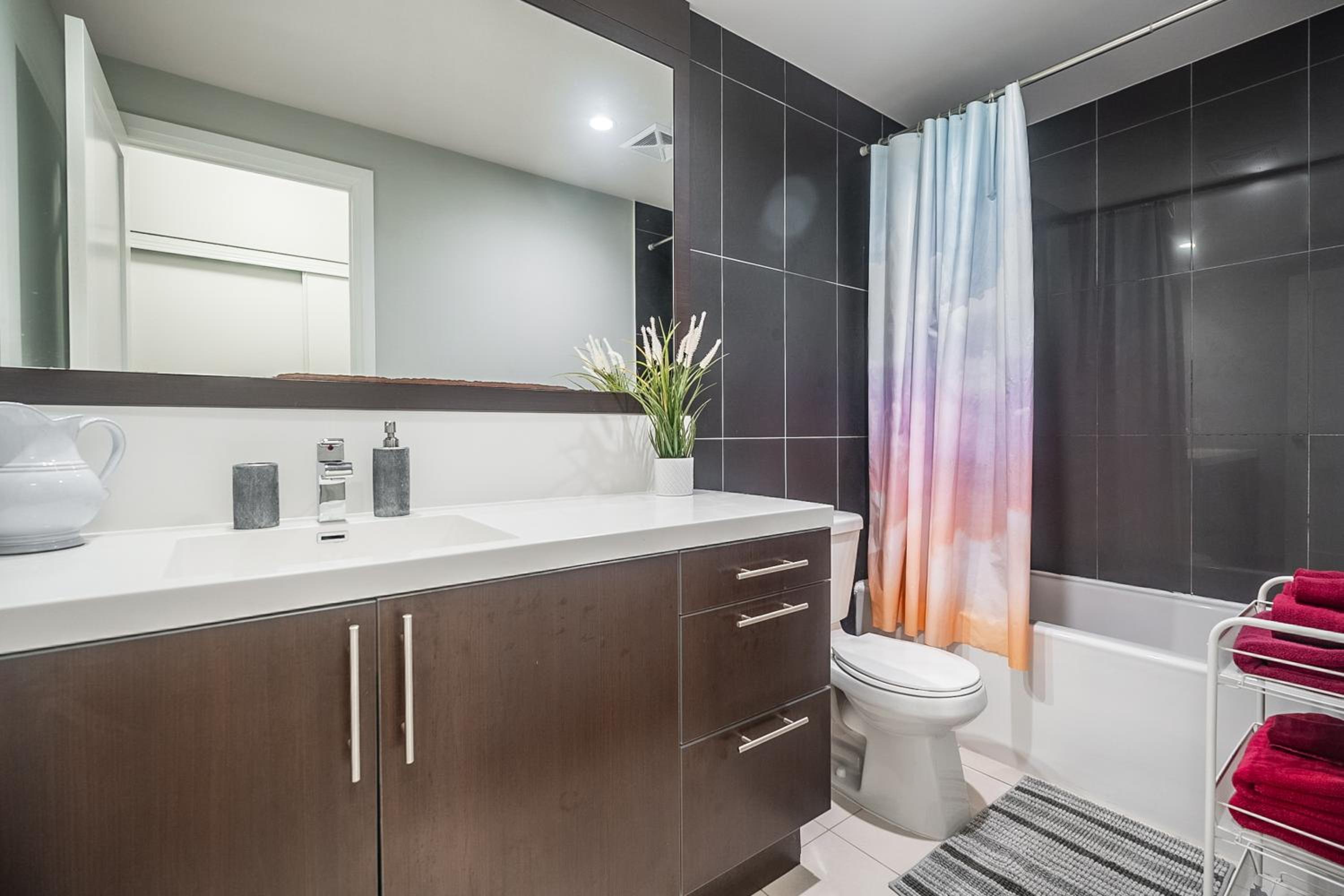 2 Bedroom 2 Bathroom Condo Sheppard Metro North York Toronto