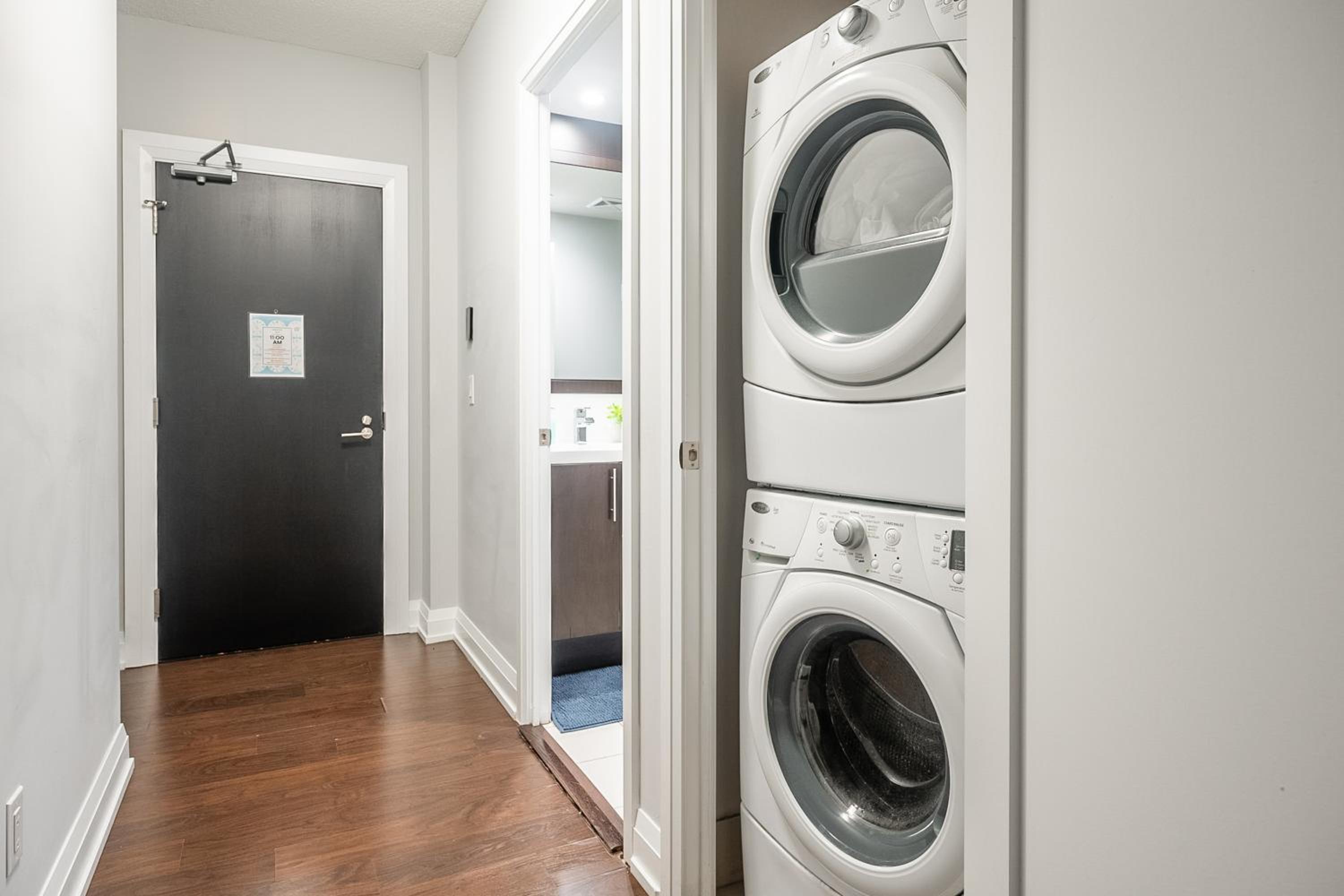 2 Bedroom 2 Bathroom Condo Sheppard Metro North York Toronto
