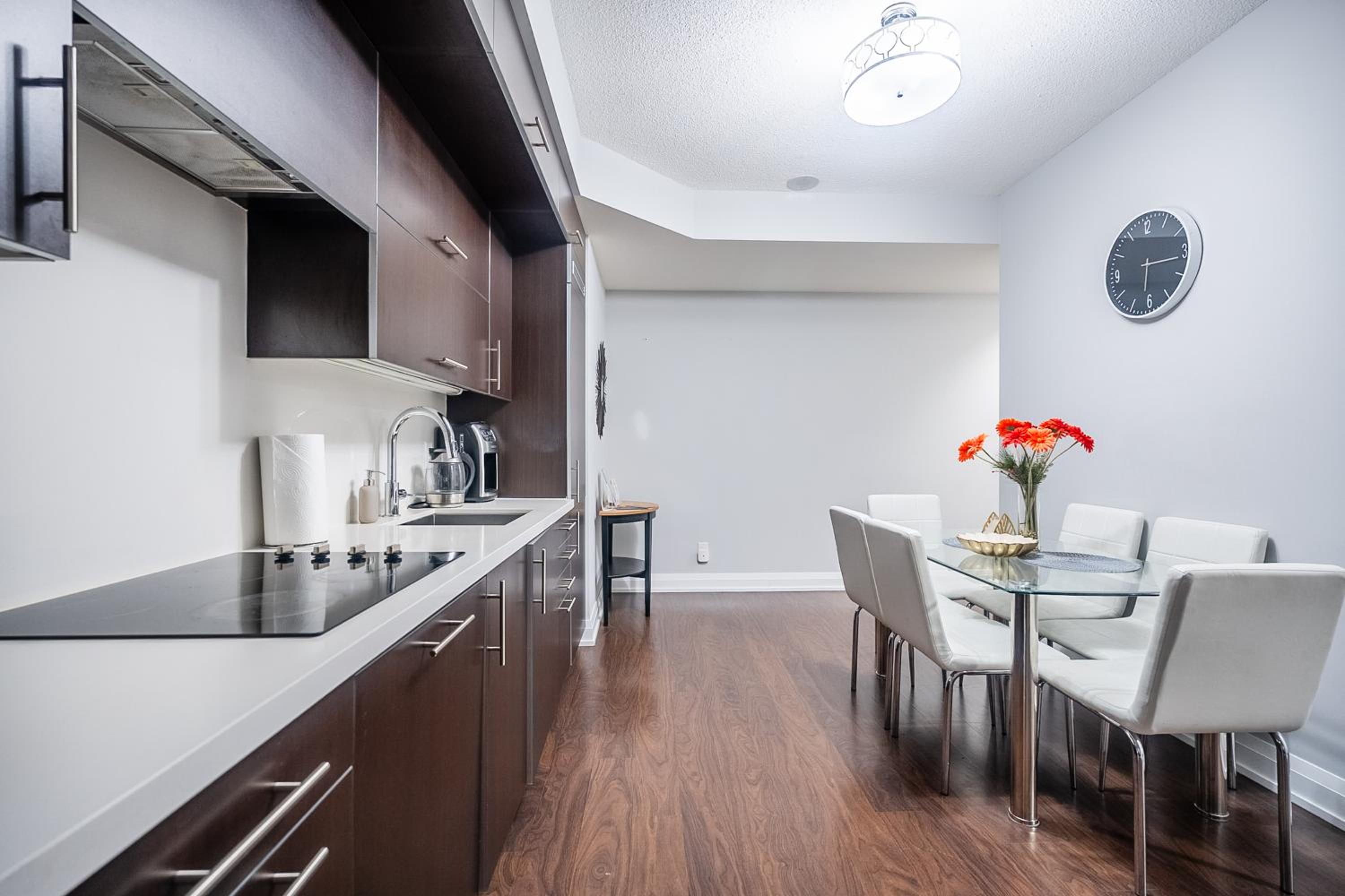 2 Bedroom 2 Bathroom Condo Sheppard Metro North York Toronto