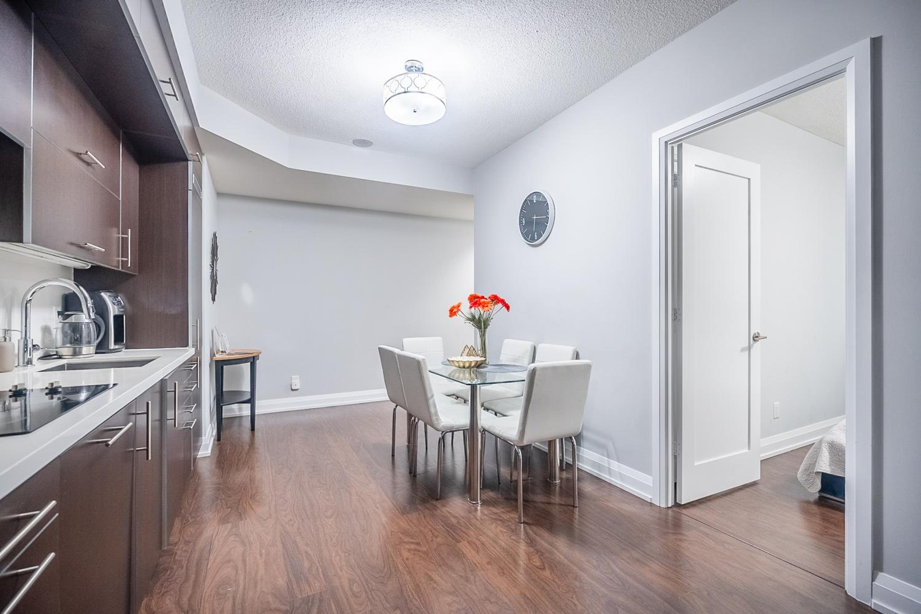 2 Bedroom 2 Bathroom Condo Sheppard Metro North York Toronto