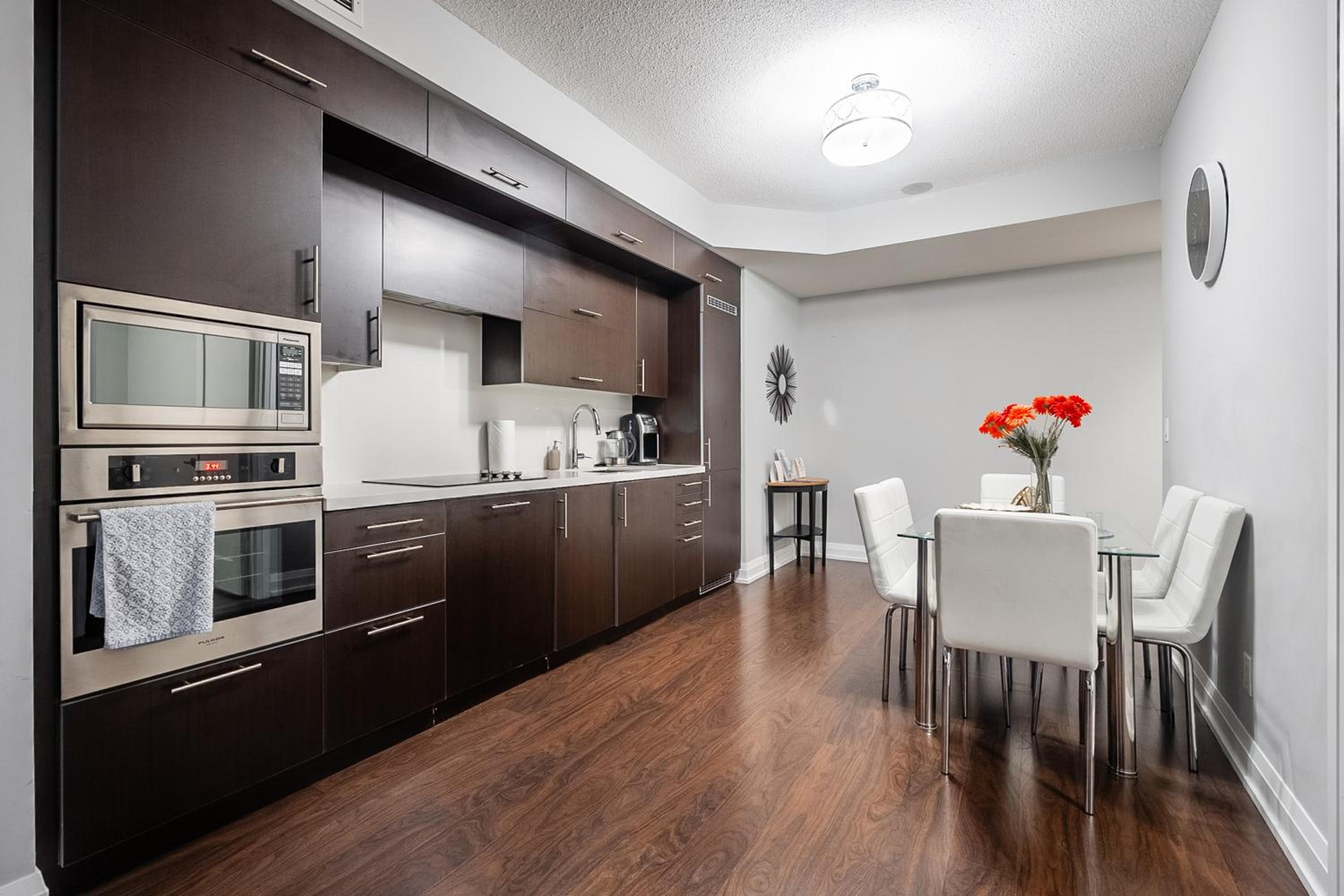 2 Bedroom 2 Bathroom Condo Sheppard Metro North York Toronto