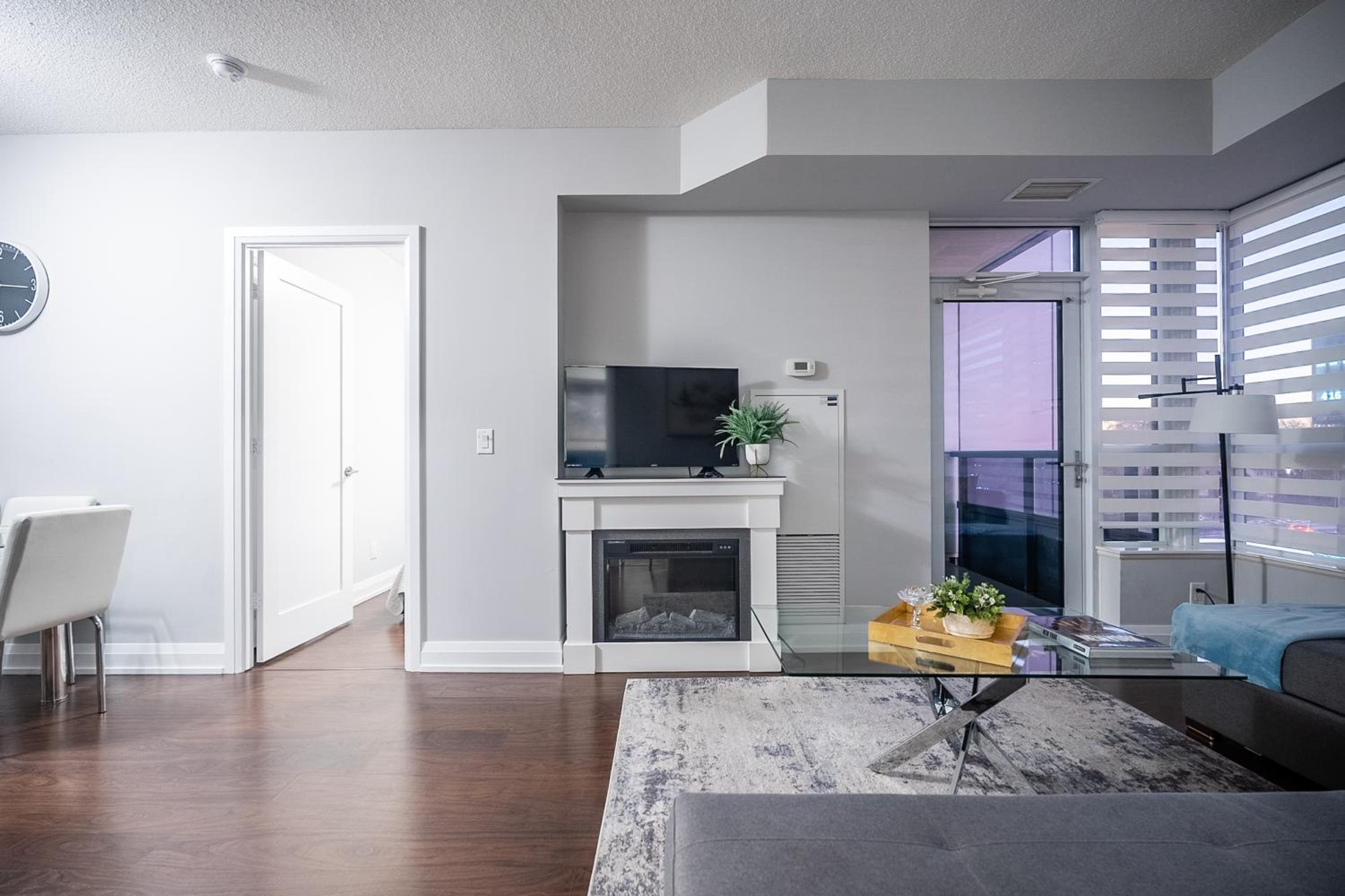 2 Bedroom 2 Bathroom Condo Sheppard Metro North York Toronto