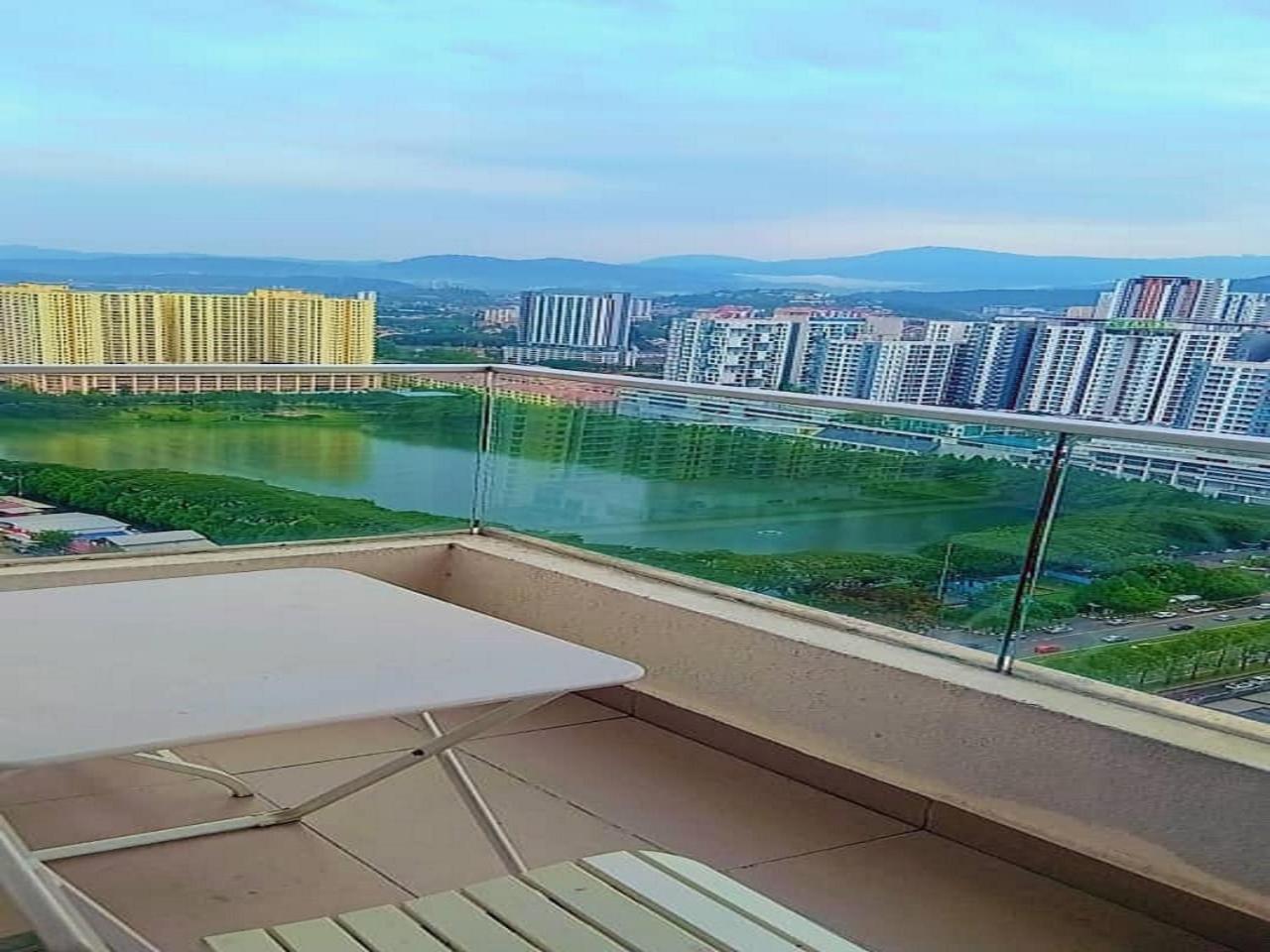 PV21 Luxe Comfort 3 Bedroom Modern Homestay in Prime Location near Setapak Central Mall