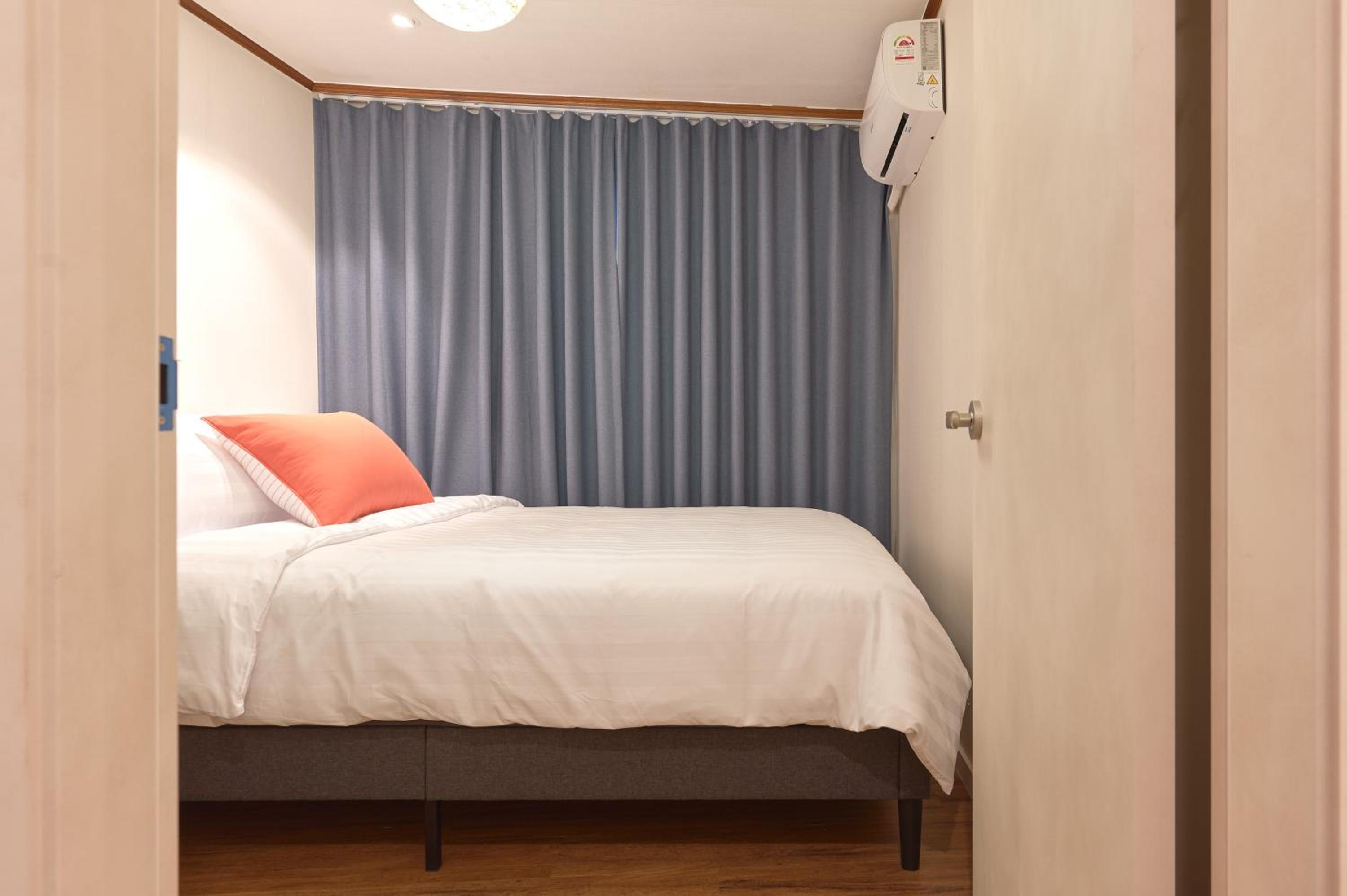 SEOHONG STAY #Seoul Station#Hongdae#Myeongdong