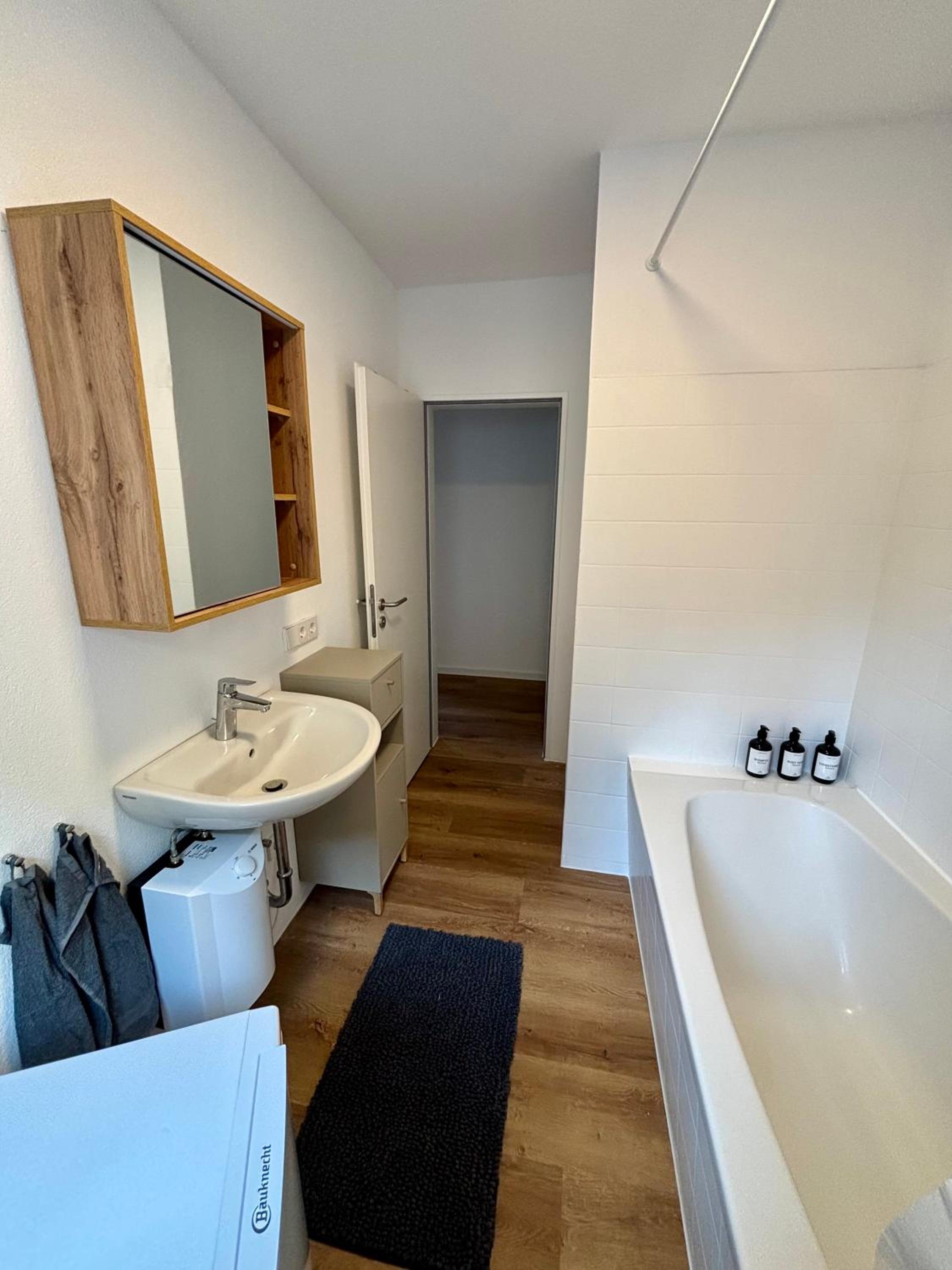 StayPfalz Apartment - 3 Zimmer & Parkplatz