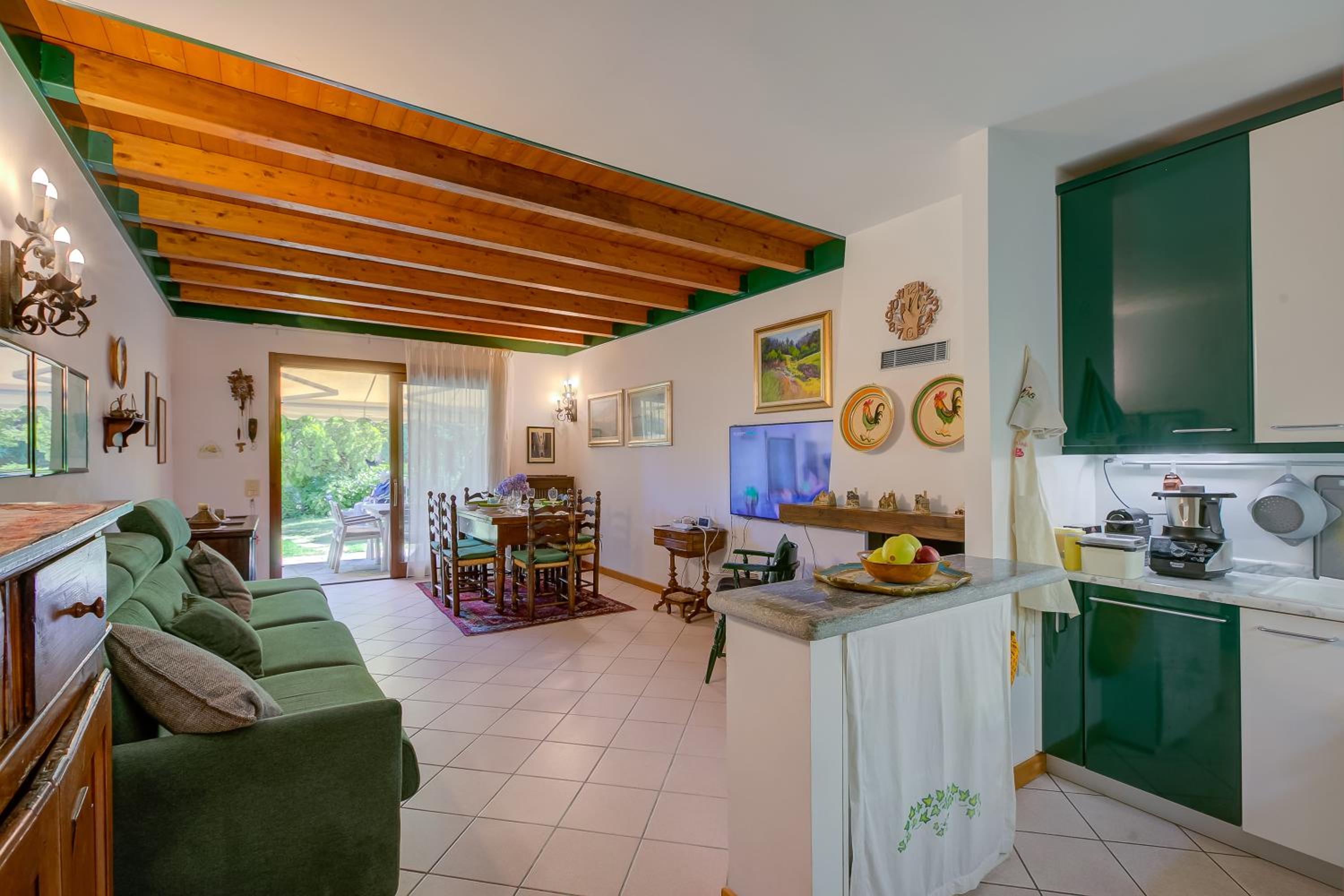 The Green Emerald Family Retreat - Happy Rentals
