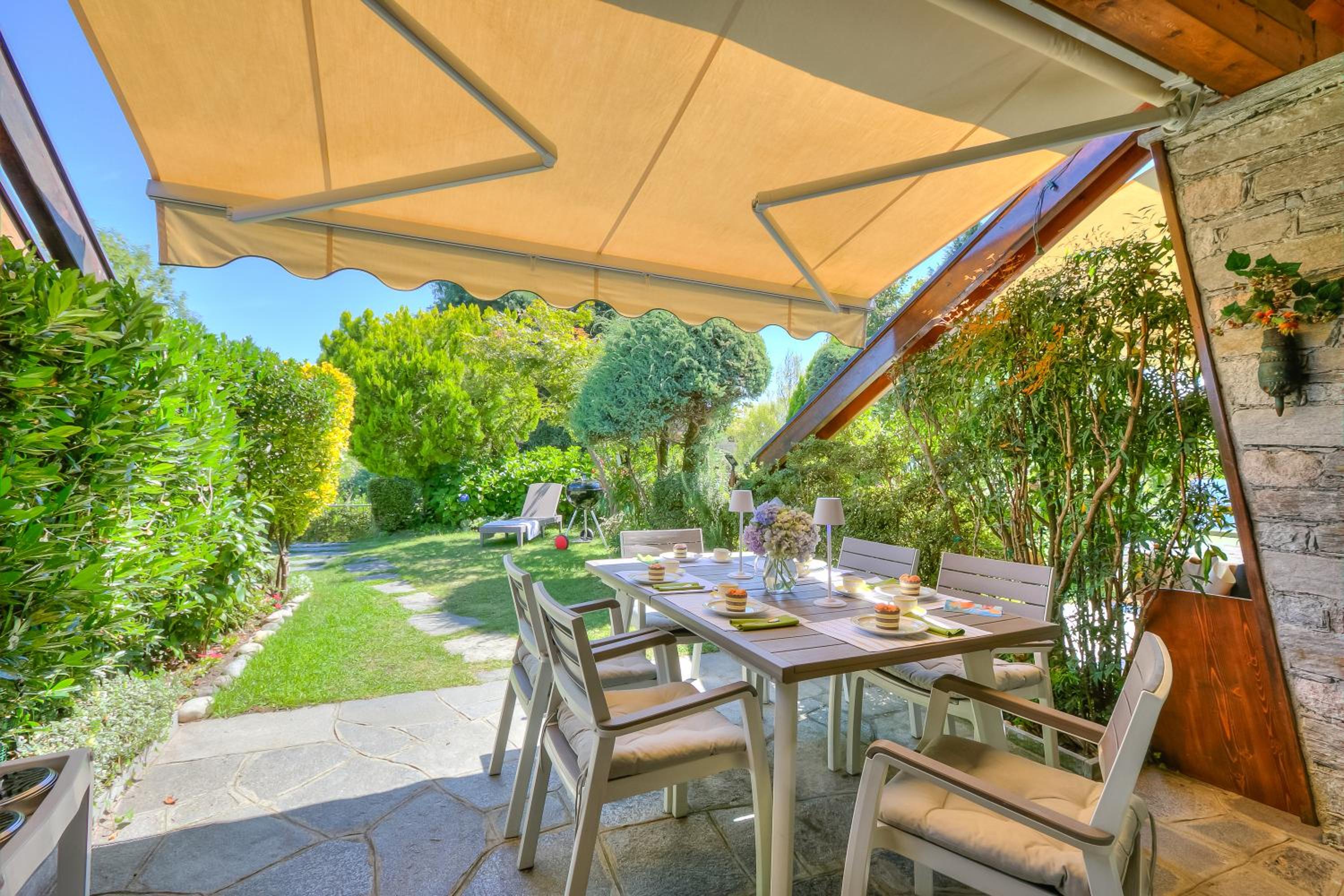 The Green Emerald Family Retreat - Happy Rentals