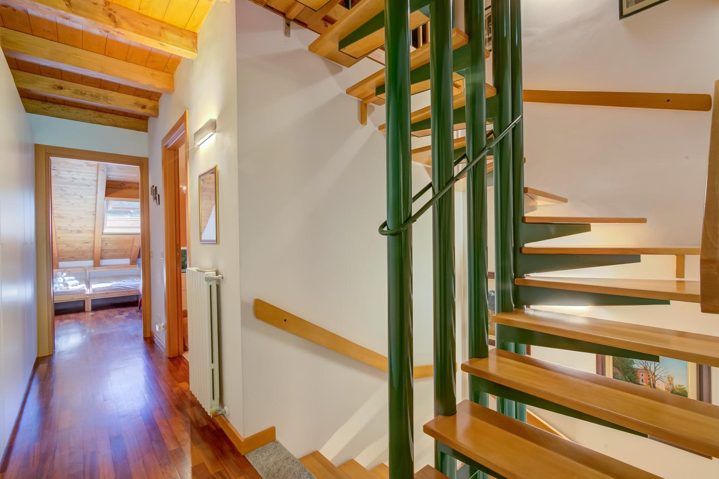 The Green Emerald Family Retreat - Happy Rentals