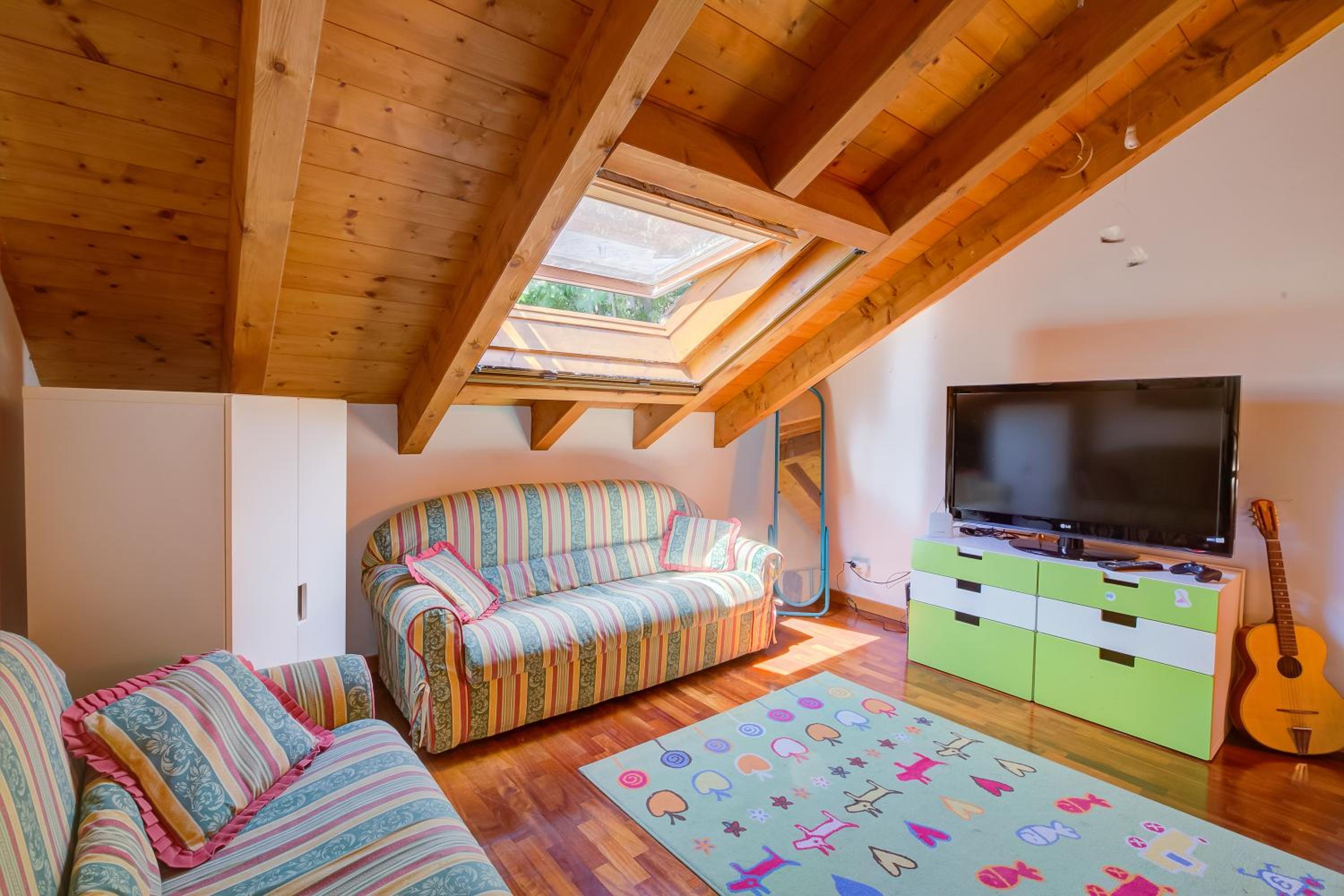 The Green Emerald Family Retreat - Happy Rentals