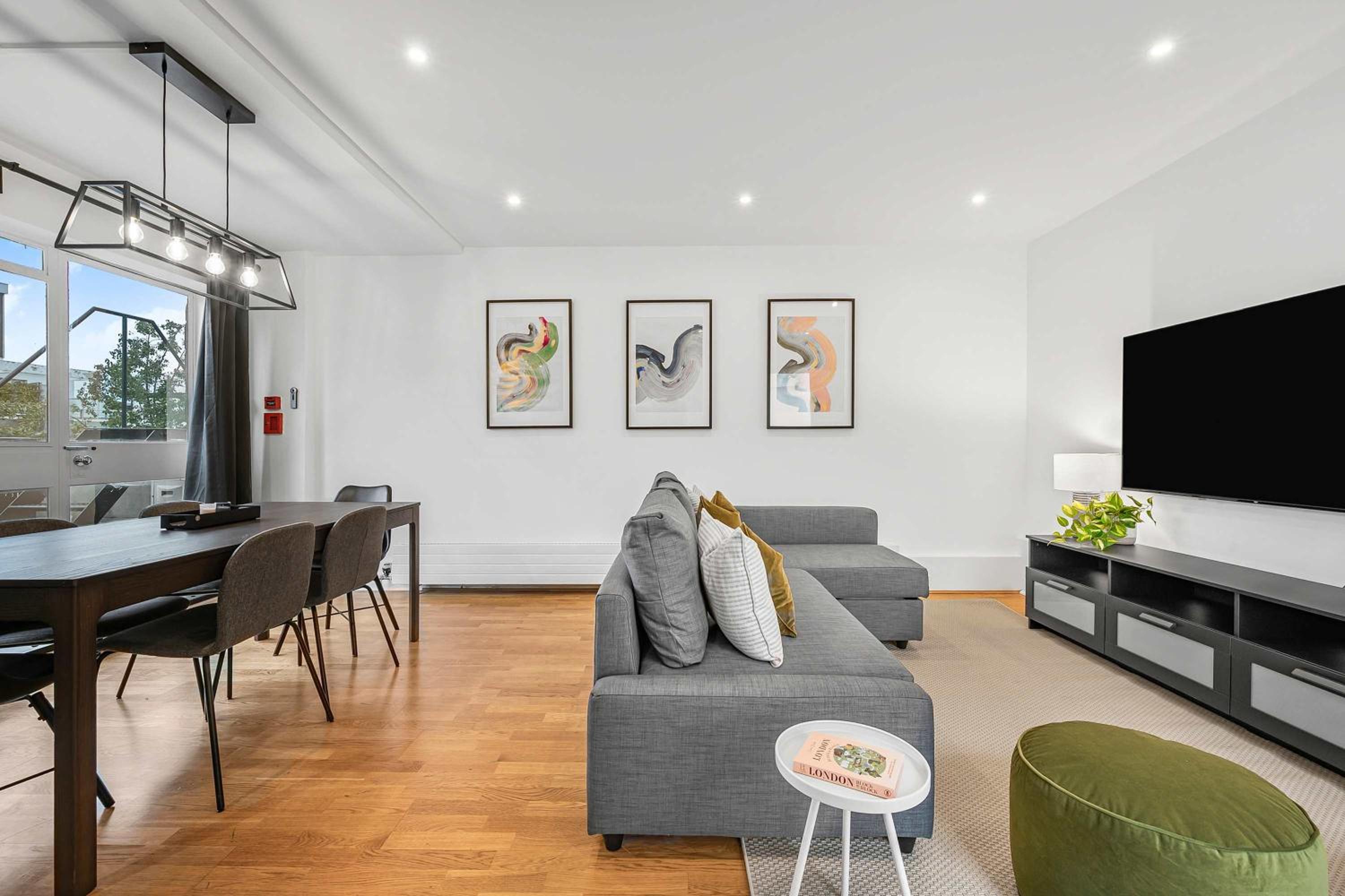 Lumina House - Fitzrovia - by Frankie