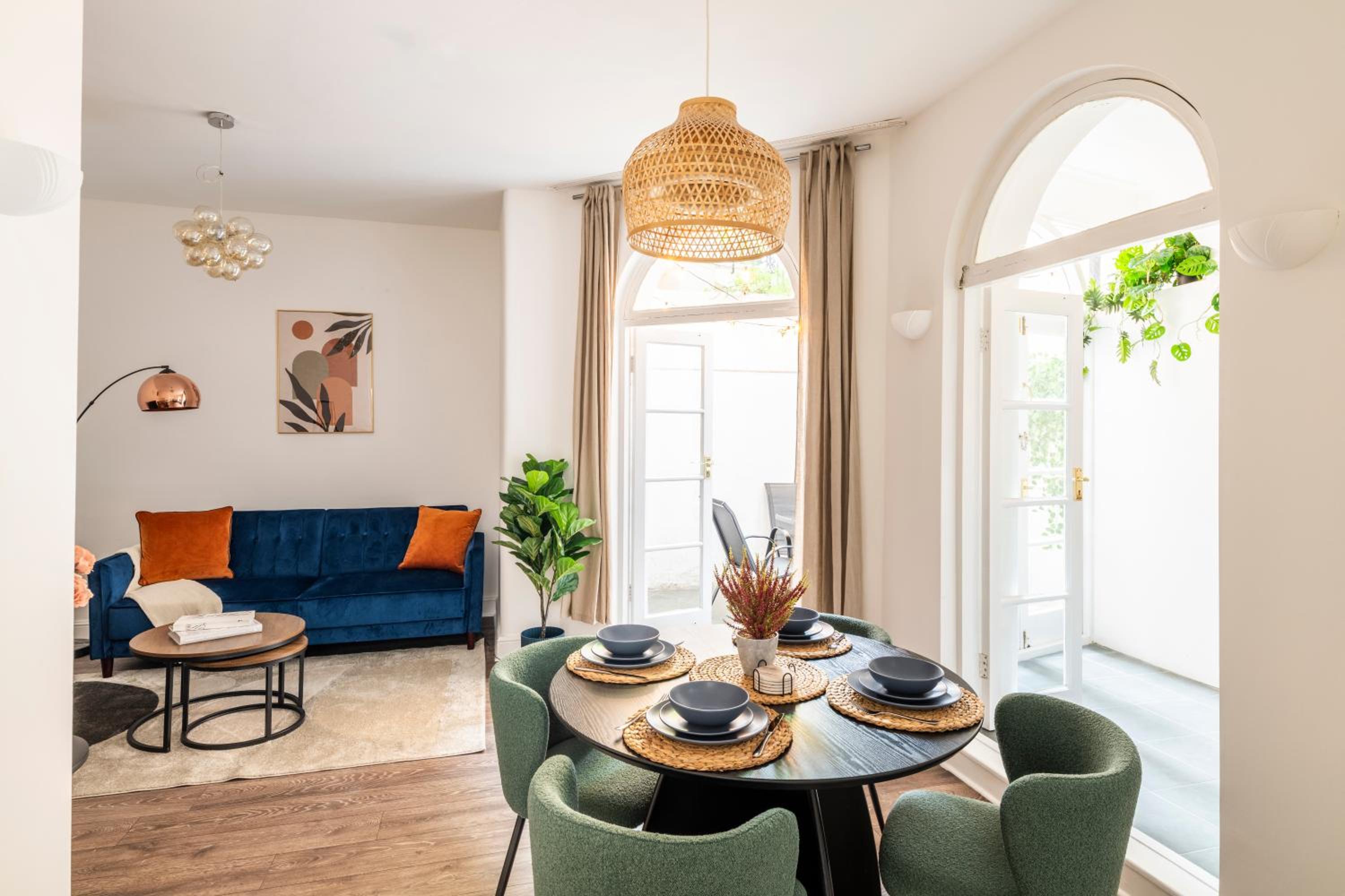 2 BR - Elegant Chelsea Stay Near V&A and Hyde Park