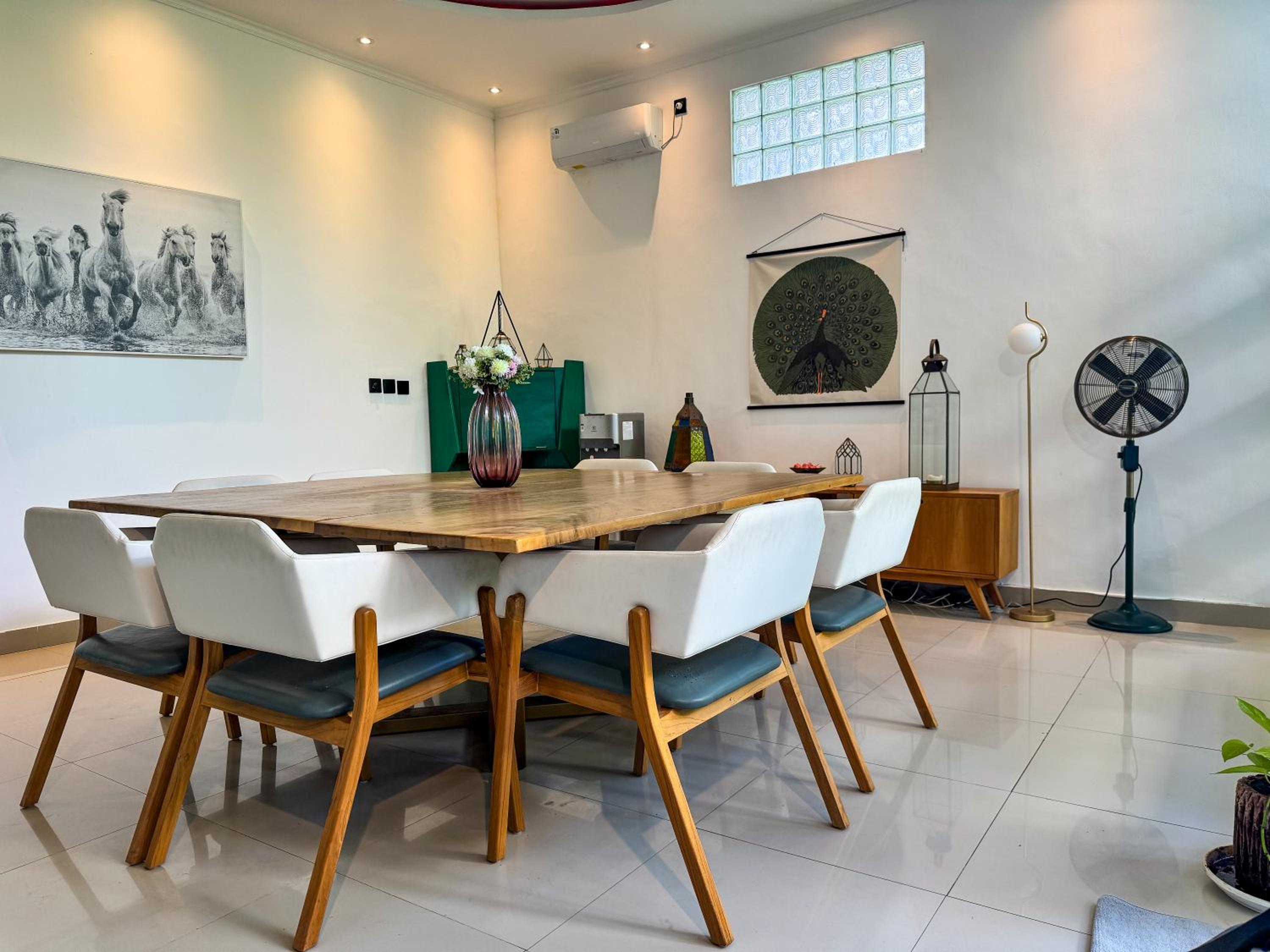 Modern 2-Bedroom Villa with Private Pool, 7m from Beach