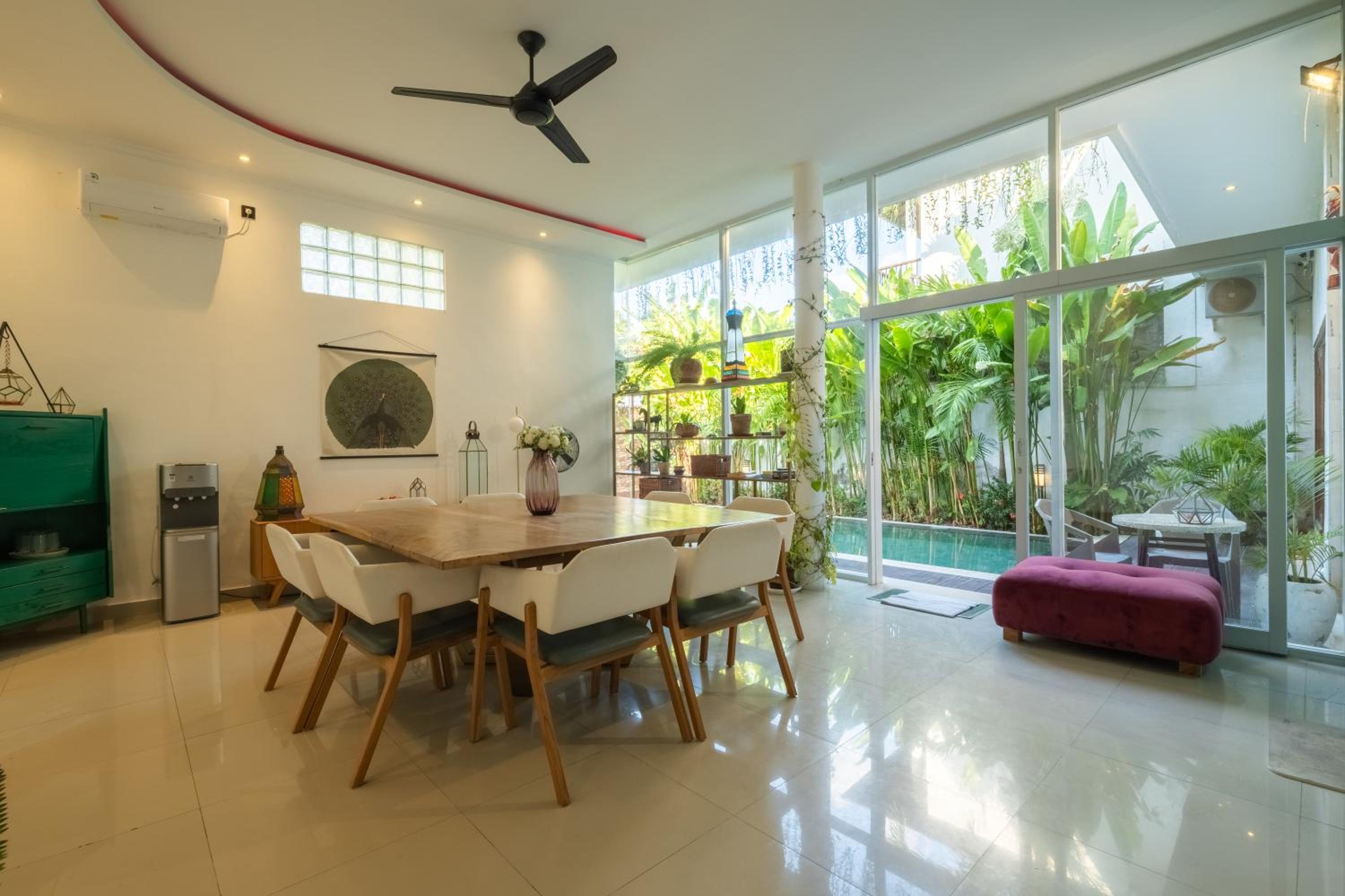 Modern 2-Bedroom Villa with Private Pool, 7m from Beach