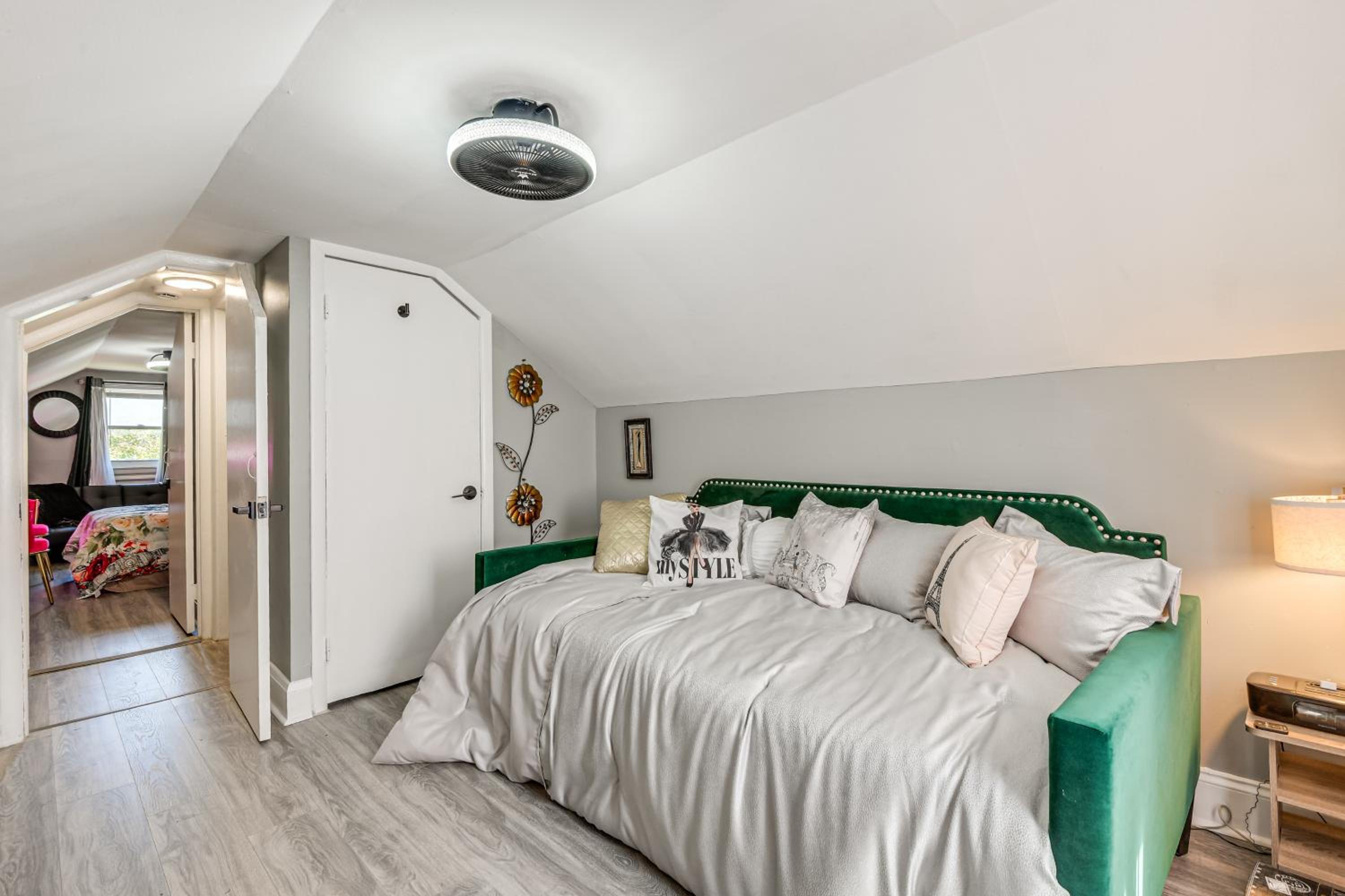 Global Staycation! Scenic Pikesville Family Home