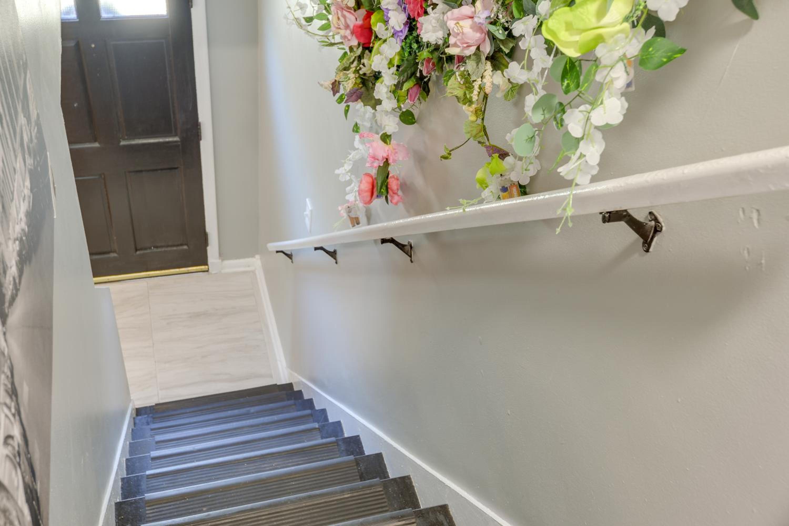 Global Staycation! Scenic Pikesville Family Home