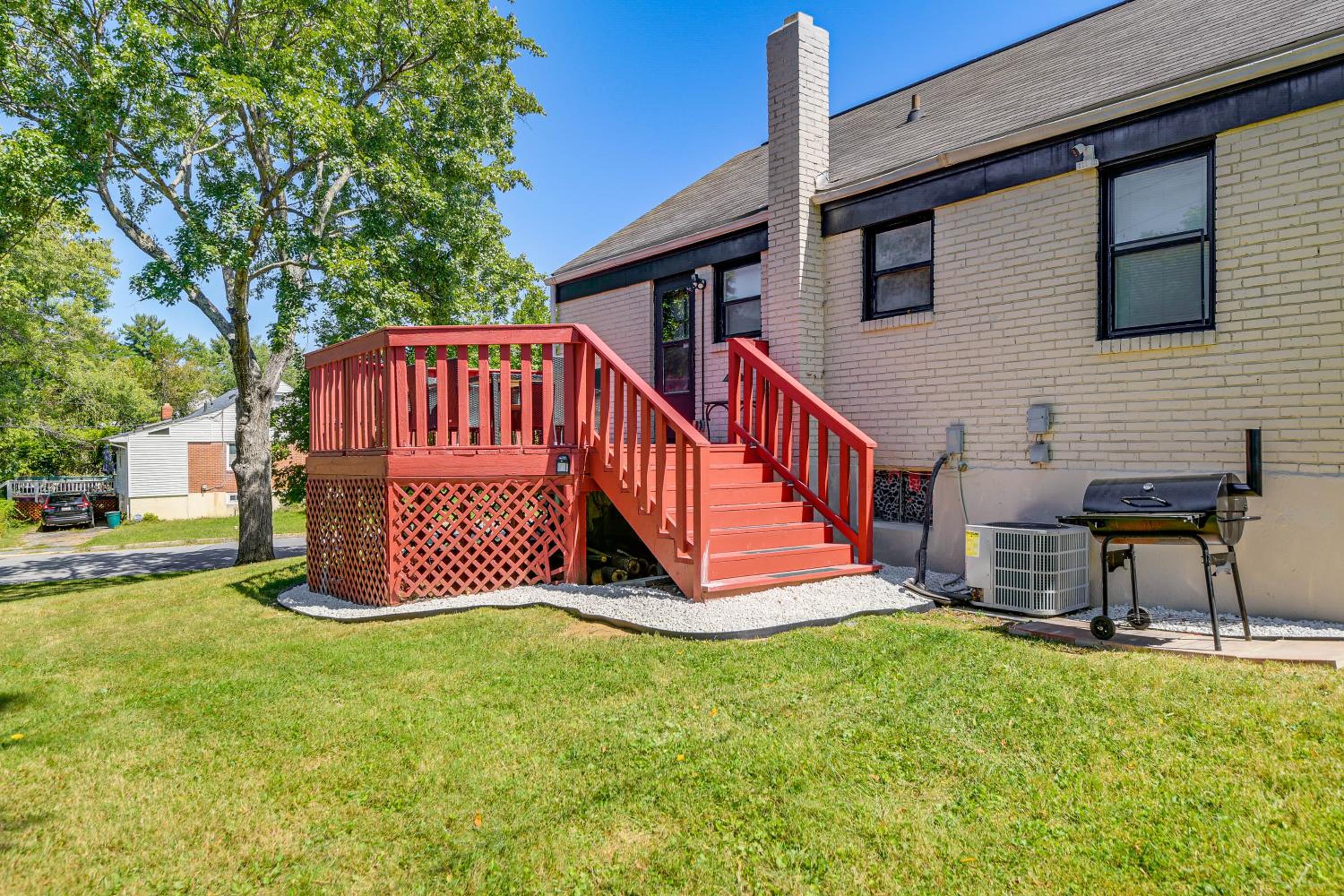 Global Staycation! Scenic Pikesville Family Home